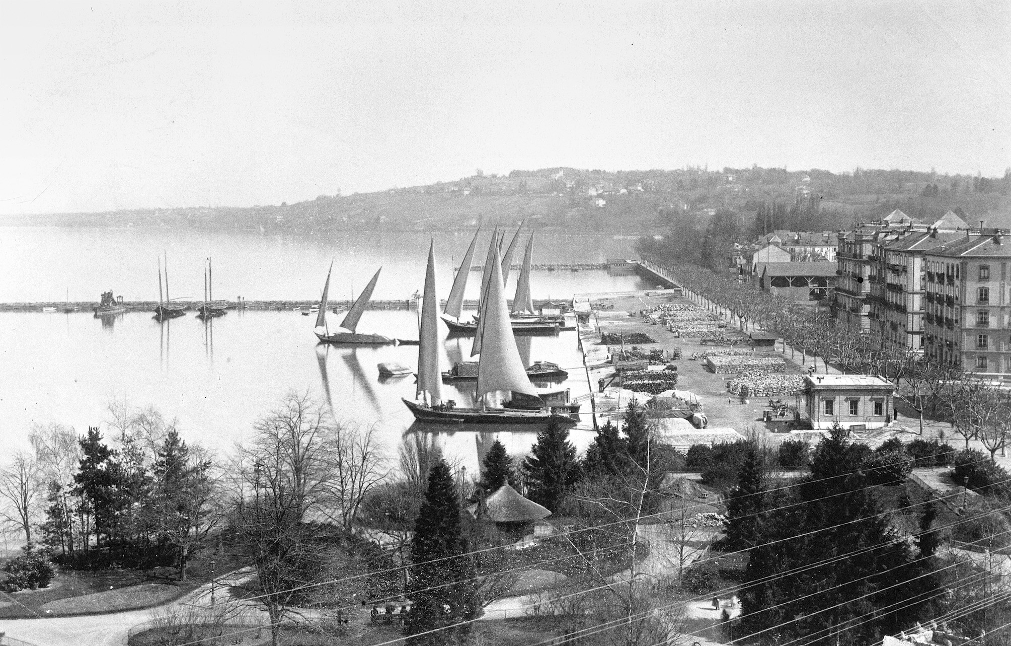 Fig. 7 Le port des Eaux-Vives, vers 1880 (BGE-CIG)