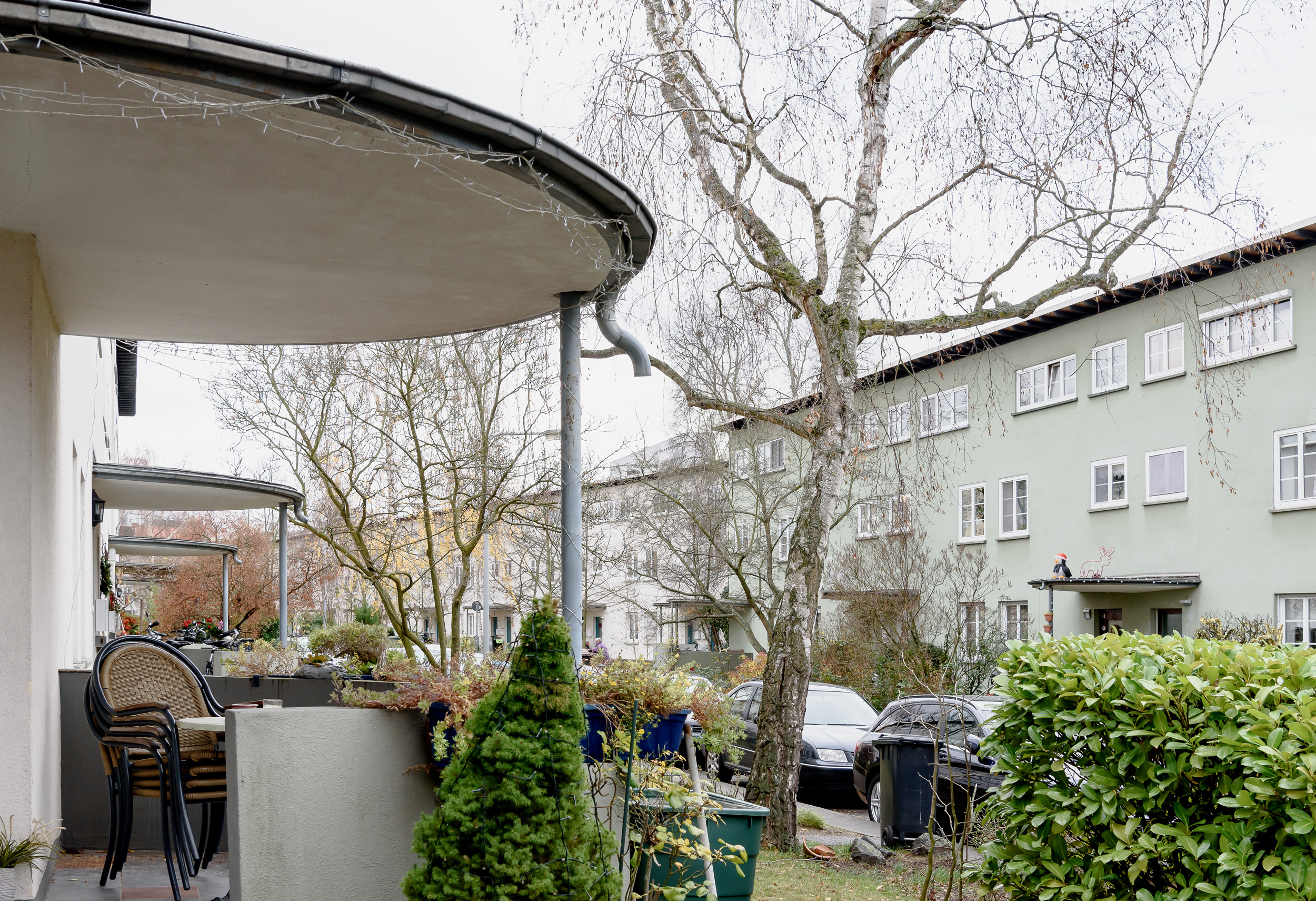 Siedlung Niederrad («Zickzackhausen») – Reihenhauszeilen in der Donnersbergstrasse, 2018