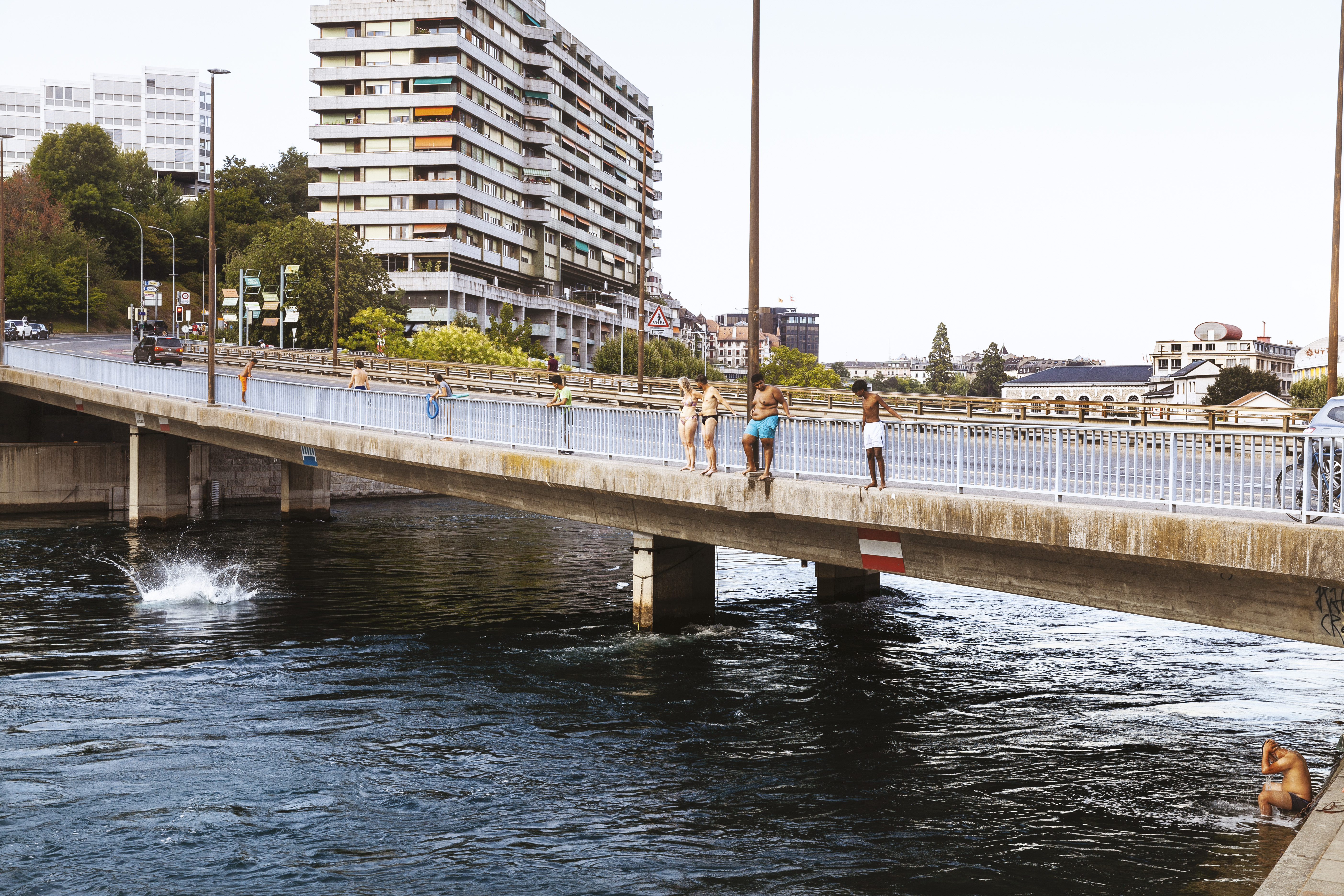 Dans le Rhône à Genève 
