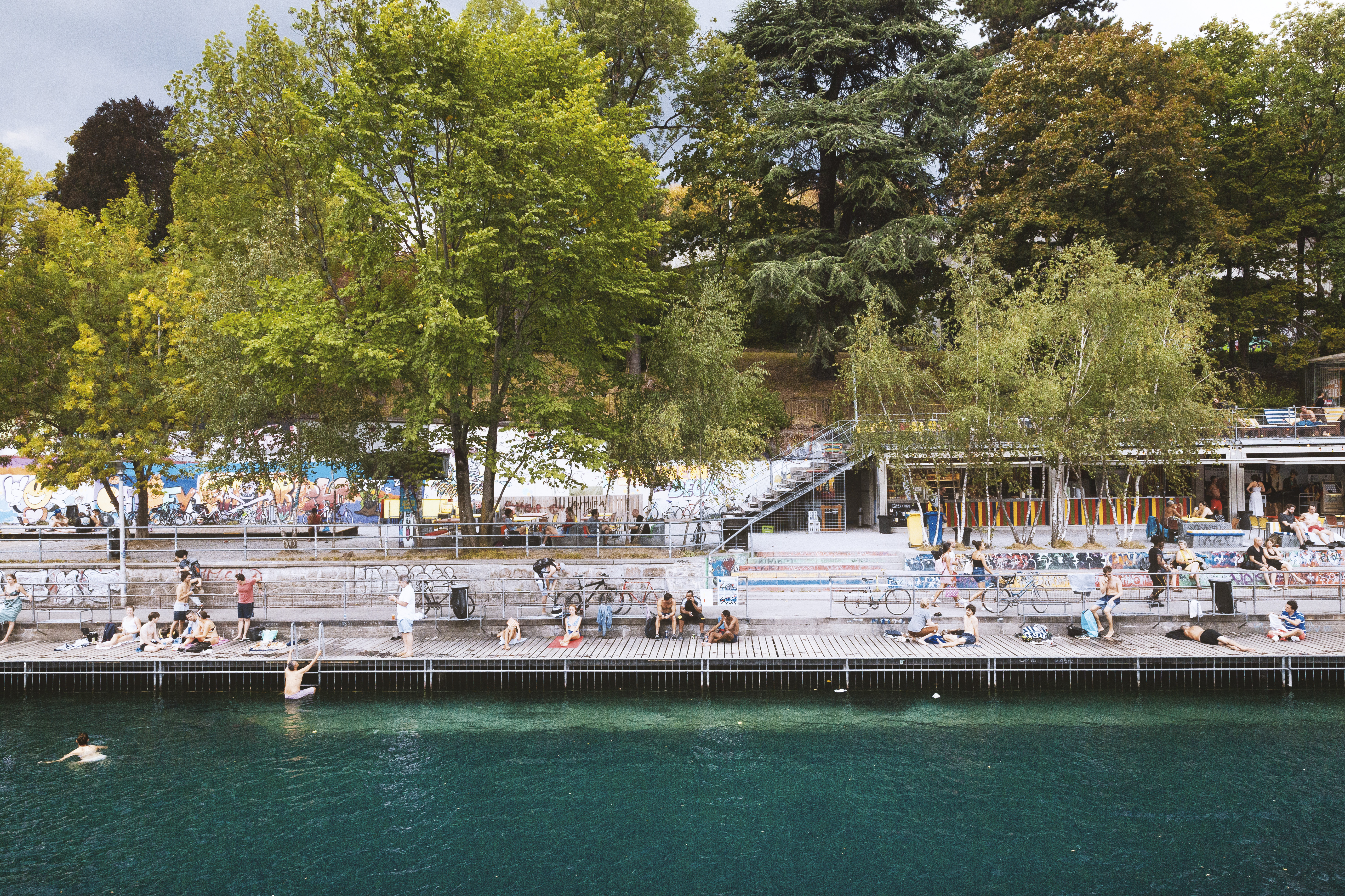 Dans la Limmat à Zurich