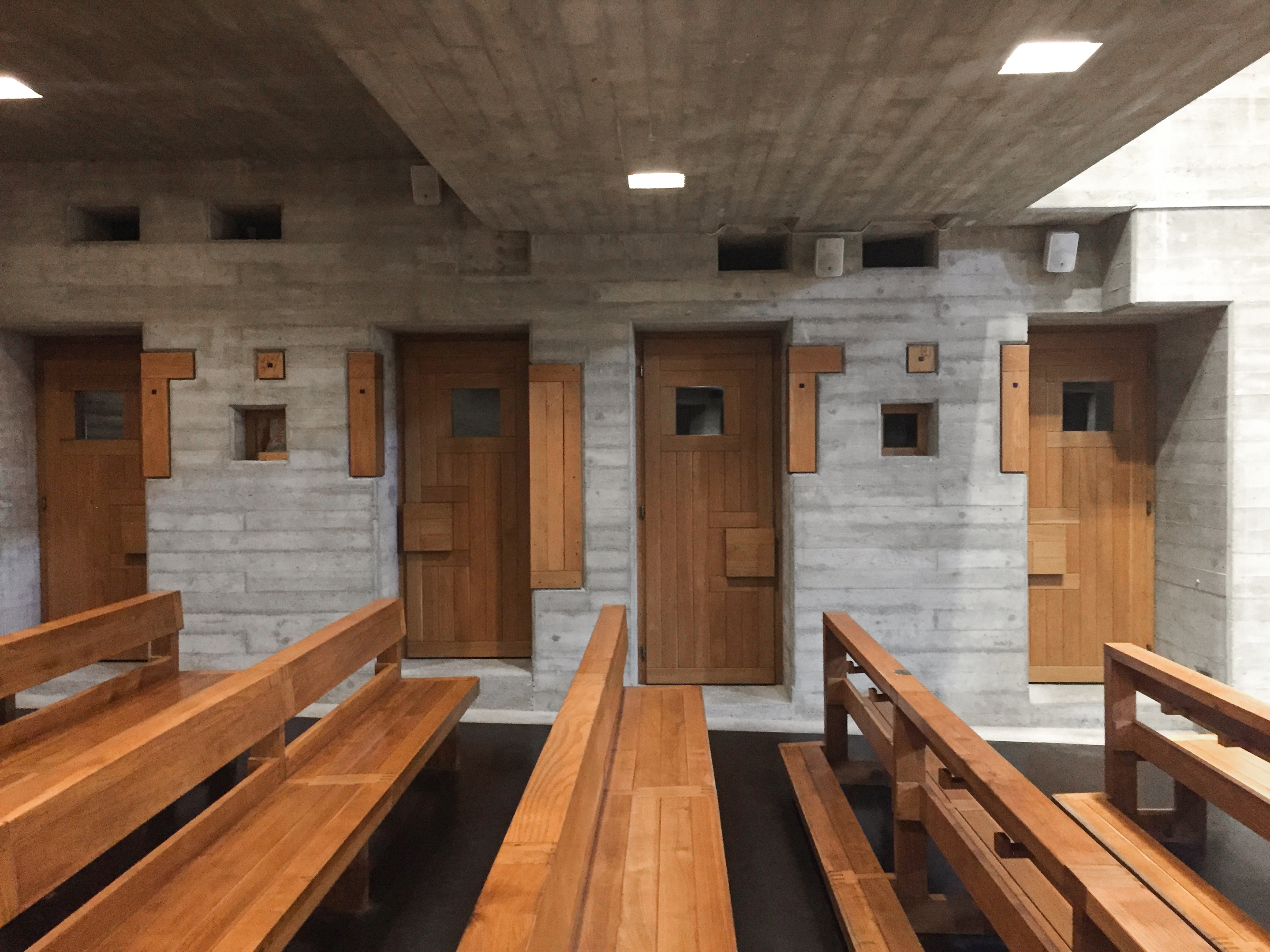 Innenraum der Kirche St. Nicolas.