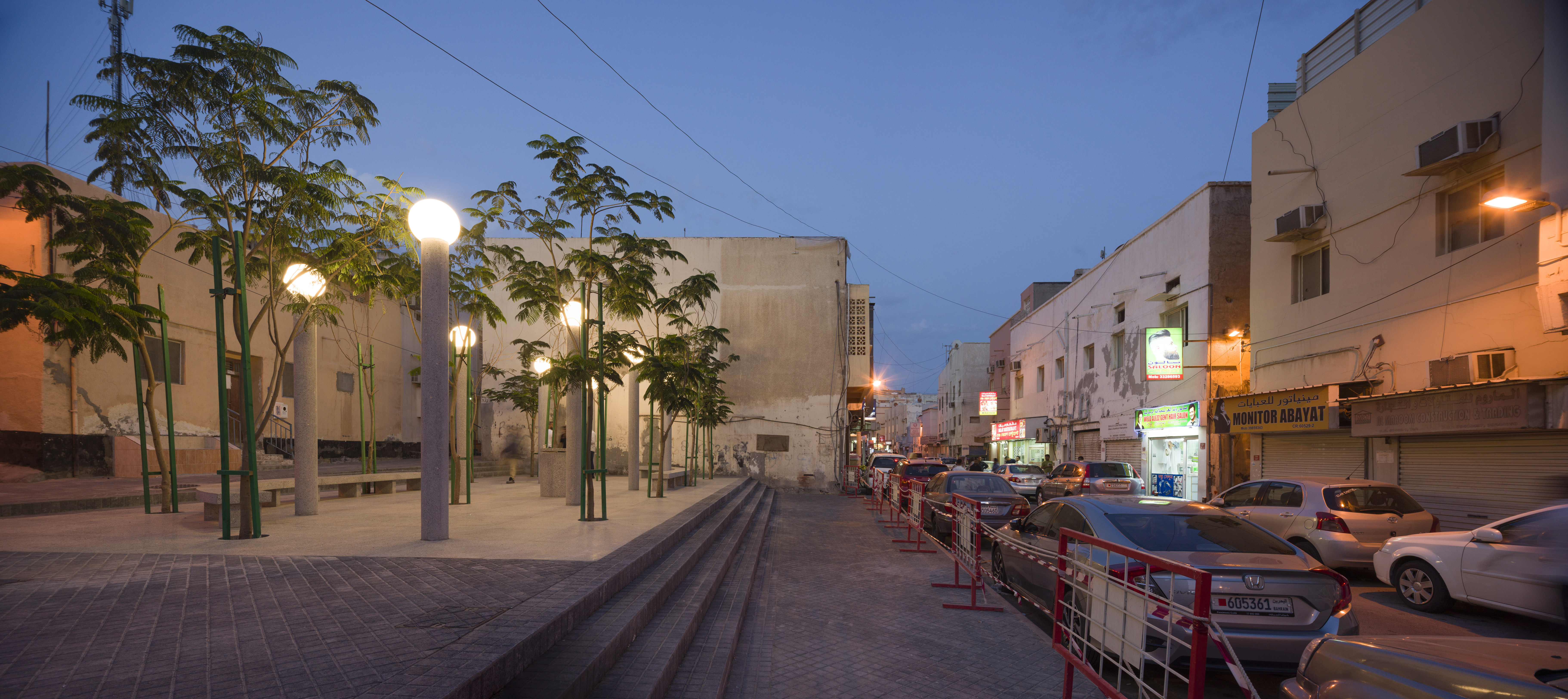 The 18 public spaces that follow the pearl trail were designed as microclimates within the city