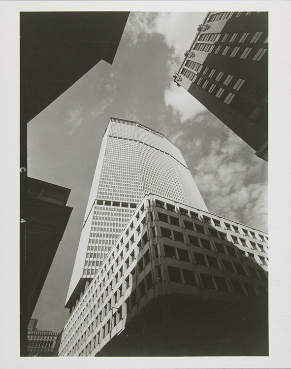 Le bâtiment des Pan American World Airlines, réalisé à New York par Walter Gropius et The Architects Collaborative (TAC), photo datant de 1958