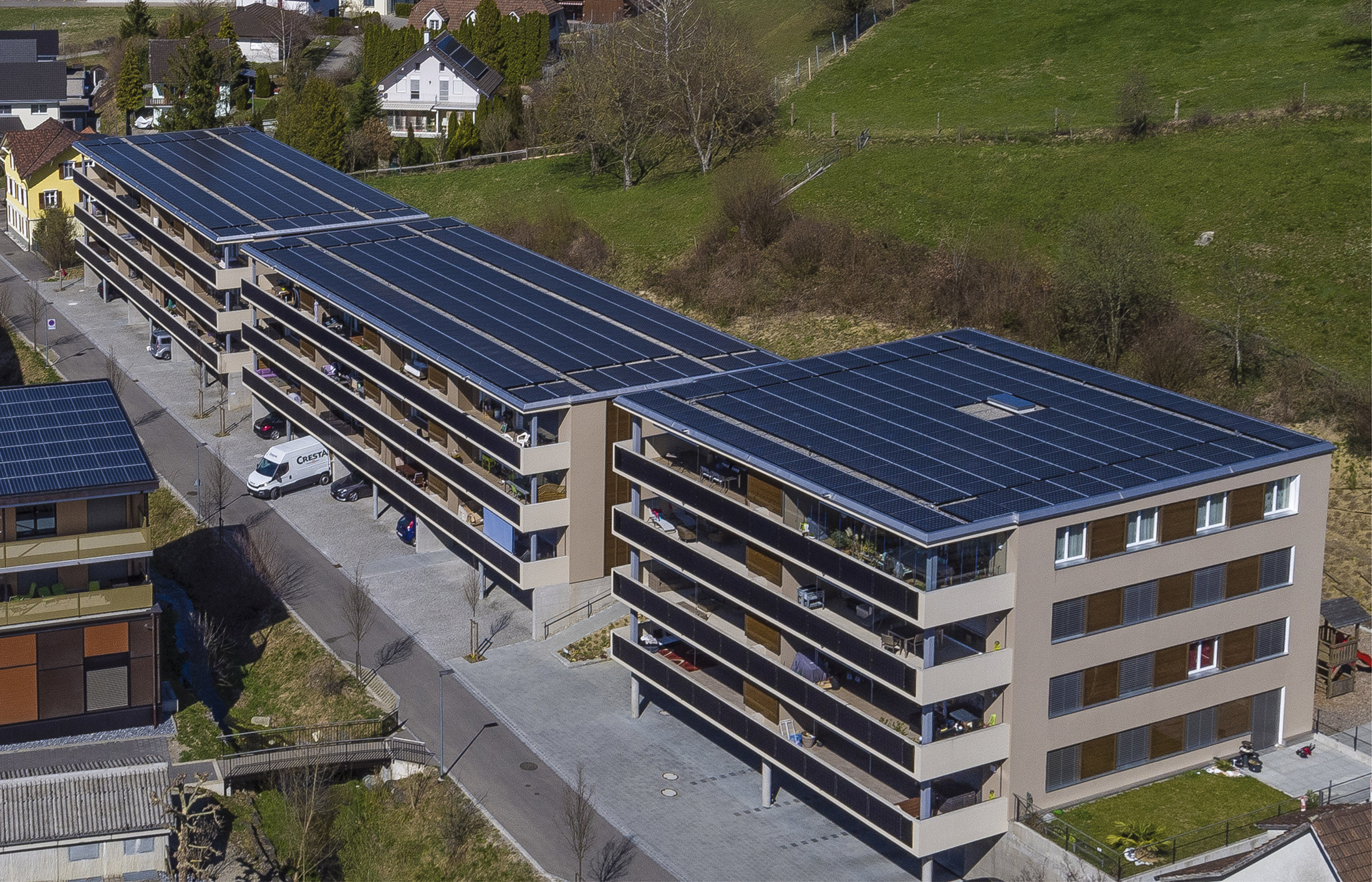 Norman Foster Solar Award – Complesso BEP 182%, Tobel (TG). Architettura: Fent Solare Architektur, Giuseppe Fent