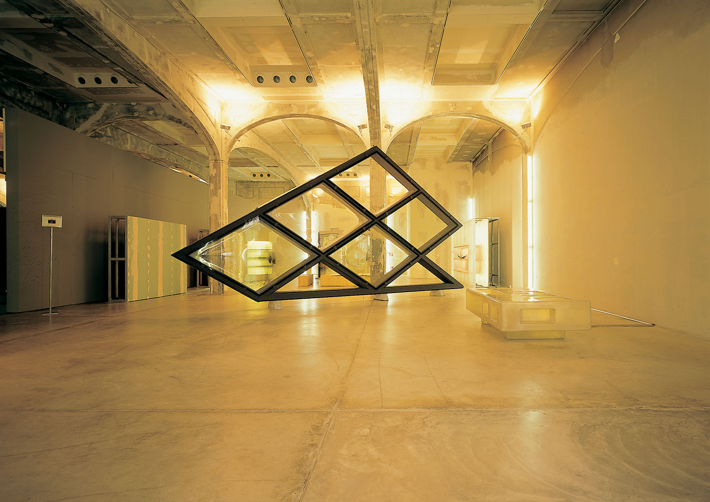 Exposition: Works in Progress. Stores, Offices, Factories. New York, Los Angeles, San Francisco, Tokyo, Terranuova, Arezzo.