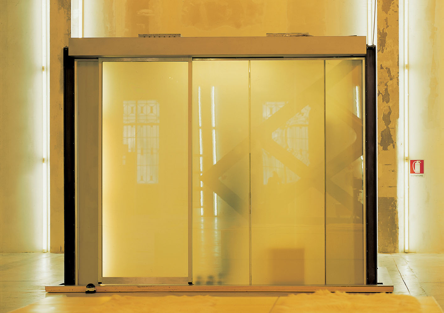 Exposition: Works in Progress. Stores, Offices, Factories. New York, Los Angeles, San Francisco, Tokyo, Terranuova, Arezzo.