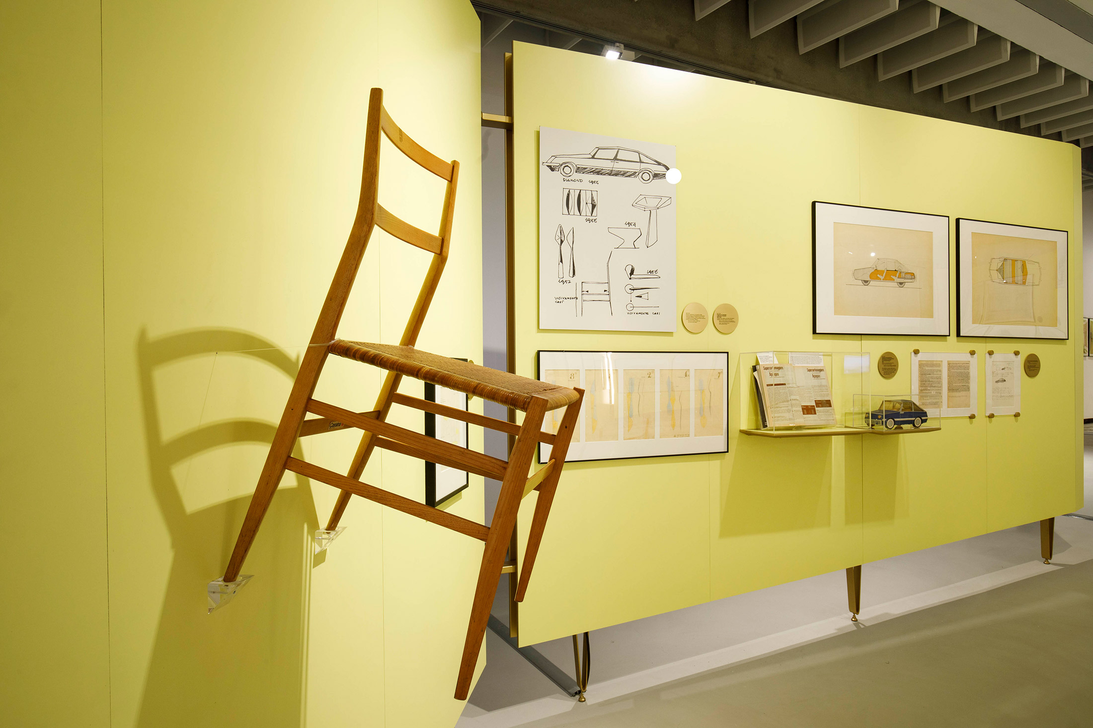 L'allestimento della mostra «Gio Ponti. Amare l'architettura» al MAXXI di Roma è stato ideato dal grafico Leonardo Sonnoli.