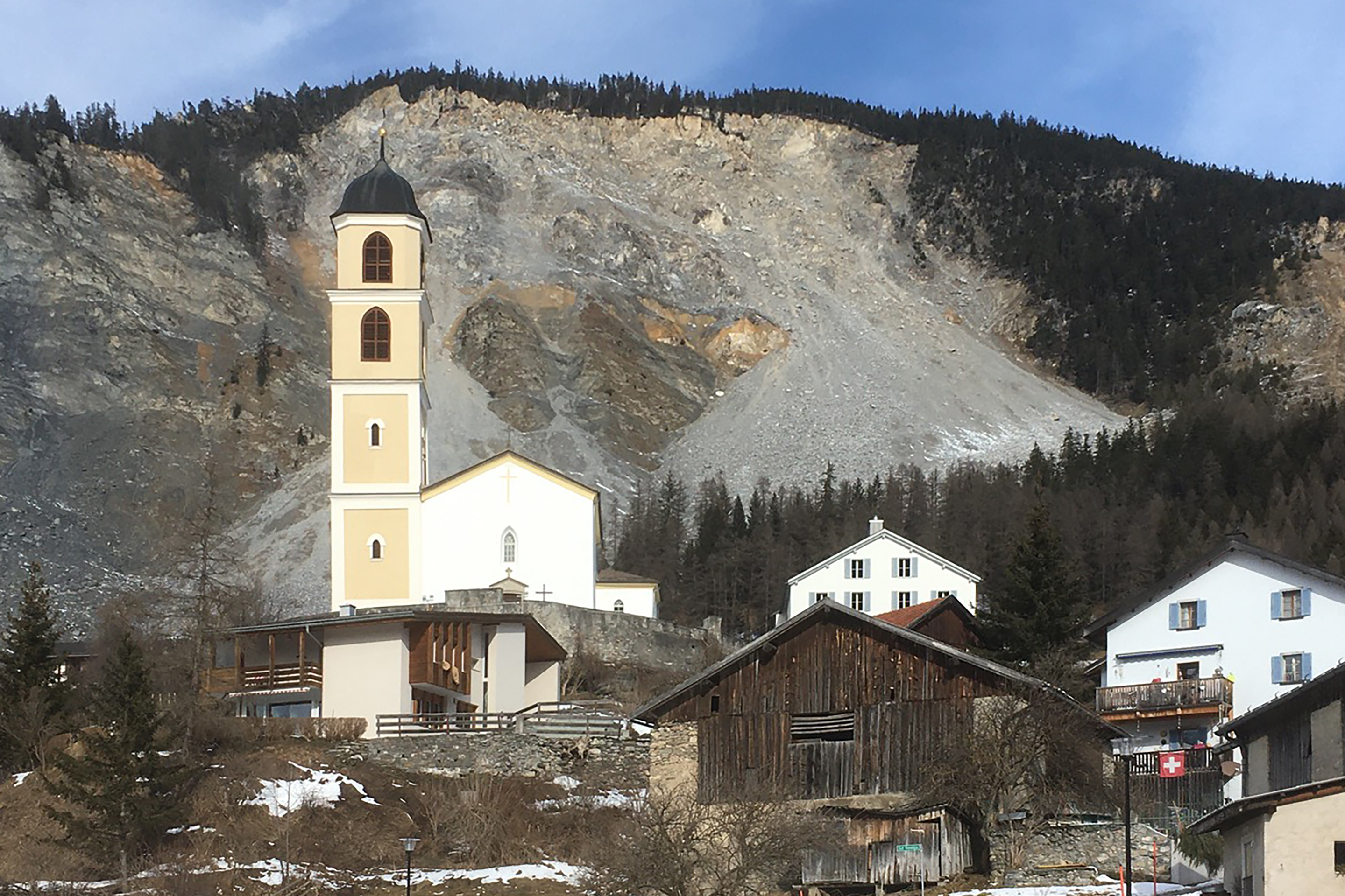RutschungBrienz_Kirche