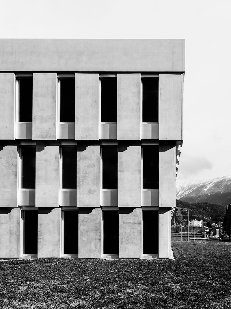 Tocchetti Pessina, Centrale operativa della Polizia cantonale CECAL, Bellinzona