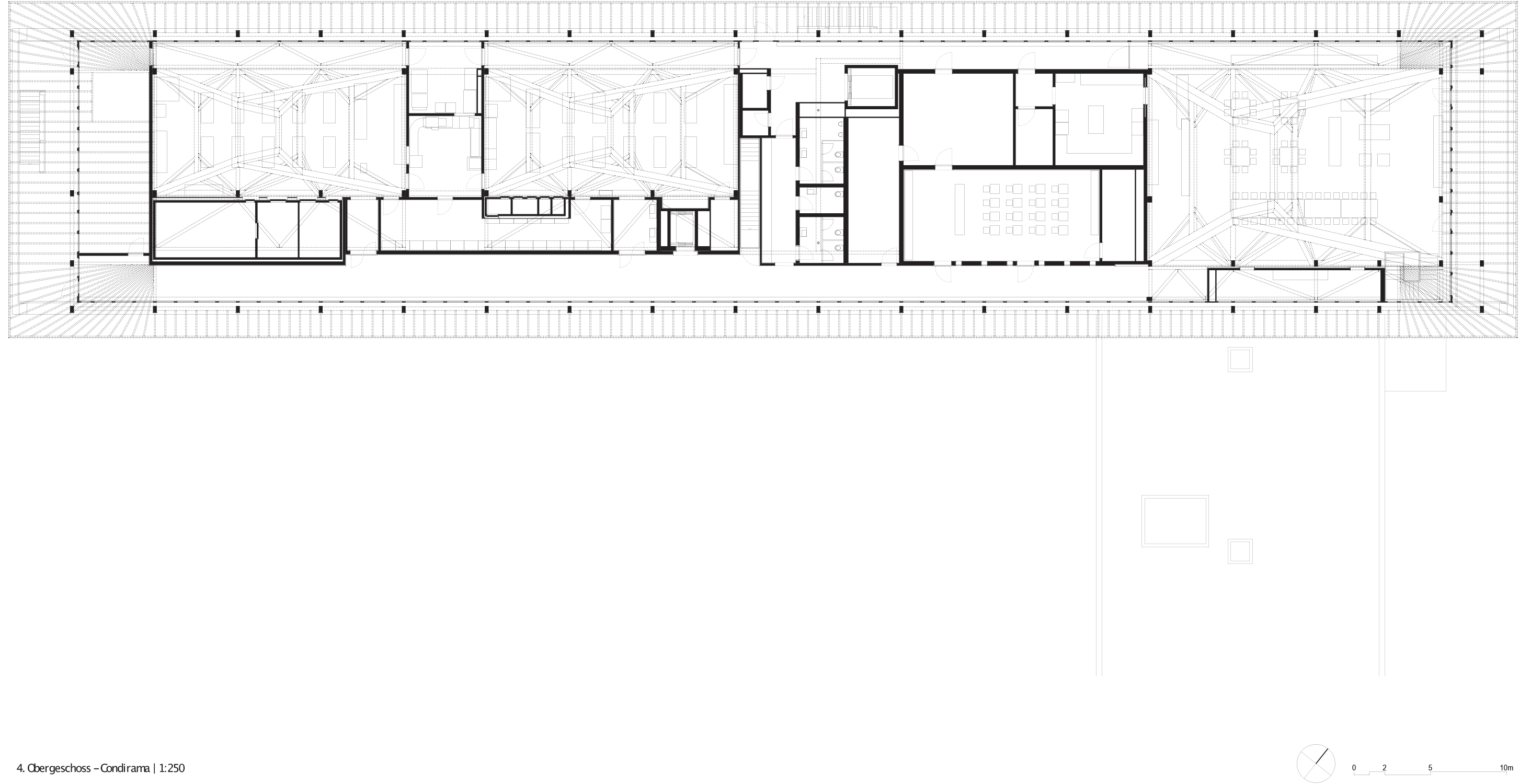 Plan du 4e étage. L’étage en attique appelé Condi­rama assure la jonction entre le bâtiment adminis­tratif (à gauche en coupe) et la halle de production (à droite en coupe).