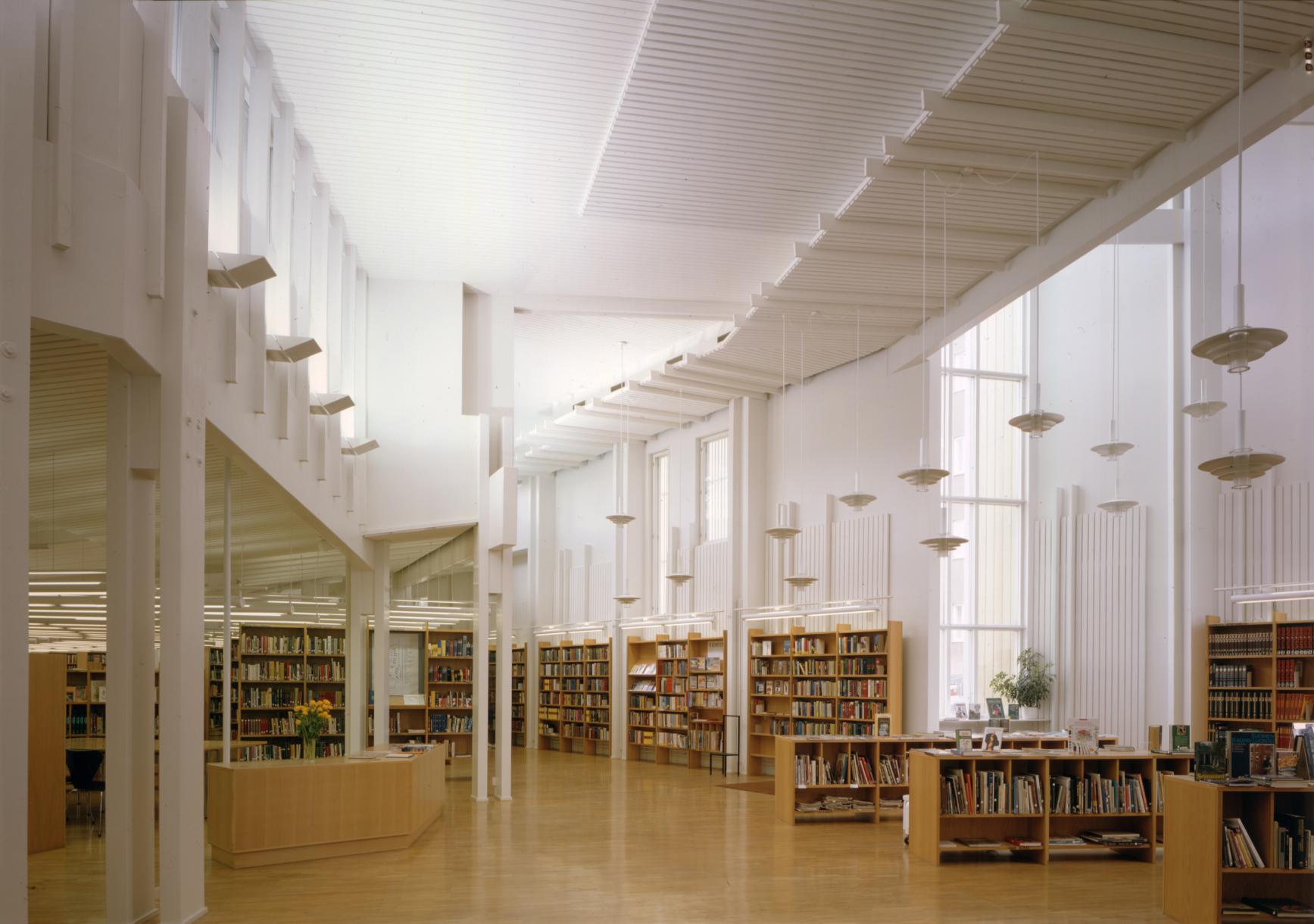 Juha Leiviskä, Biblioteca di Vallila, Helsinki, 1979-1984