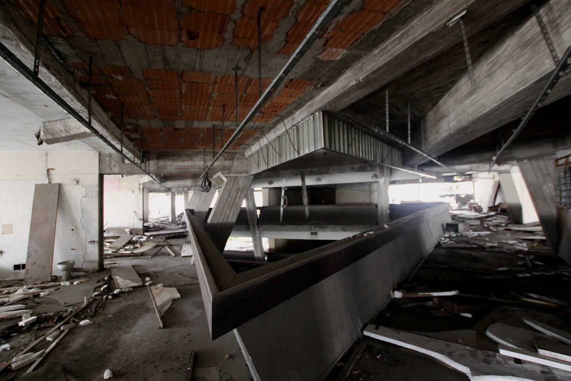 Rinaldo Olivieri, La Pyramide, Abidjan, 1968-1973