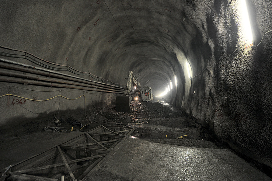 Fasi esecutive relative alla costruzione della sezione.