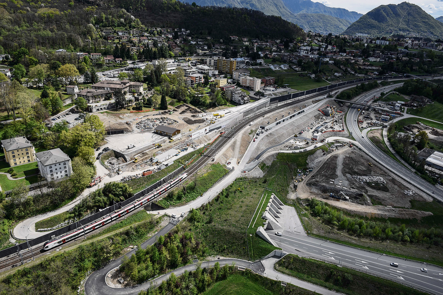 Portale sud di Vezia, 2016