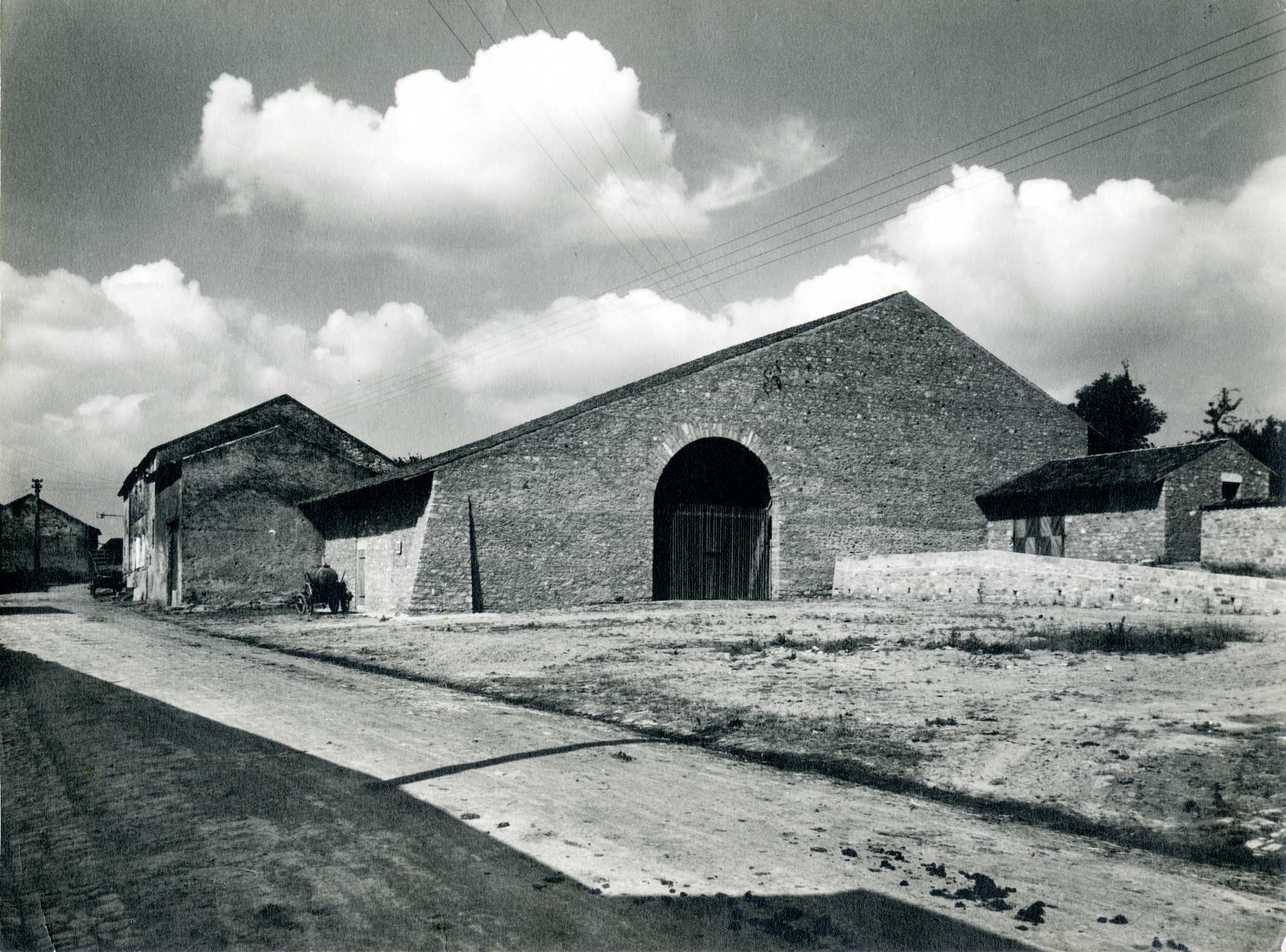 Emil Steffann, Scheunenkirche, Boust (F), 1942 ; photographie