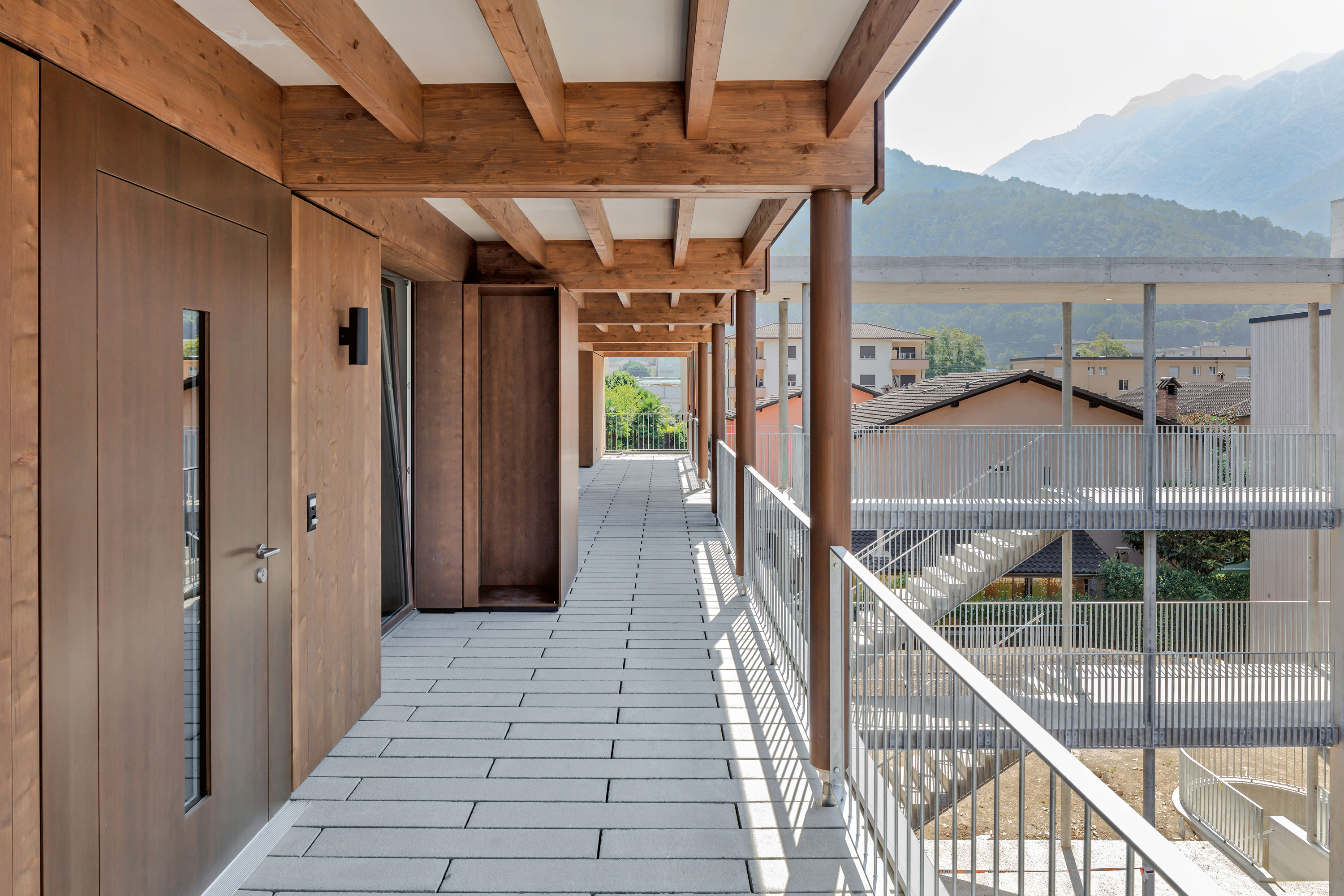 Le residenze Ghiringhelli a Bellinzona sono state progettate da Burkhalter Sumi Architekten.