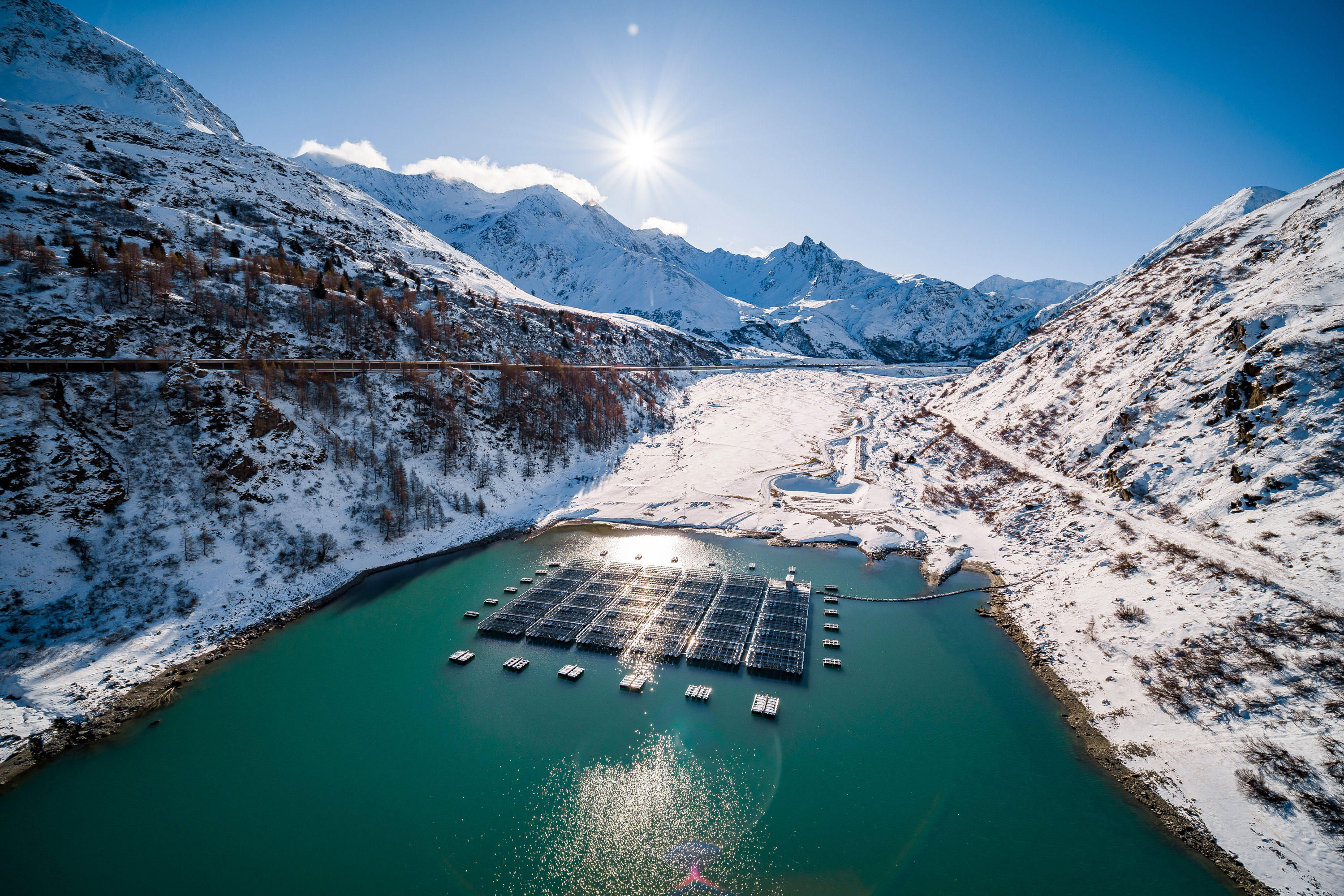 Il parco solare galleggiante
