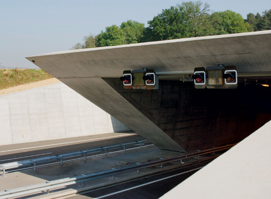 Portale ovest del tunnel Banné