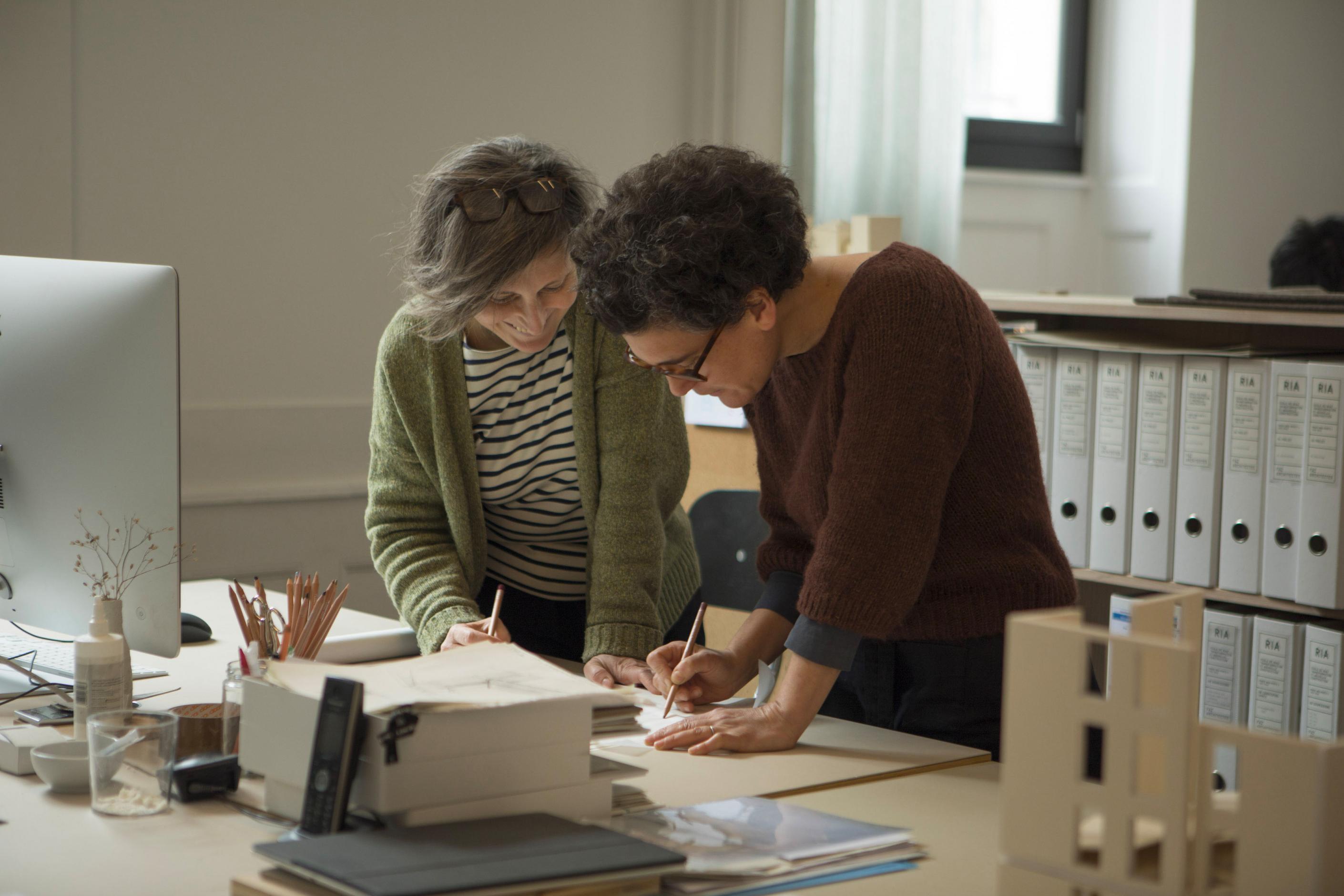 FAZ Architekten: Véronique Favre und Tanya Zein, Porträt, 2021.