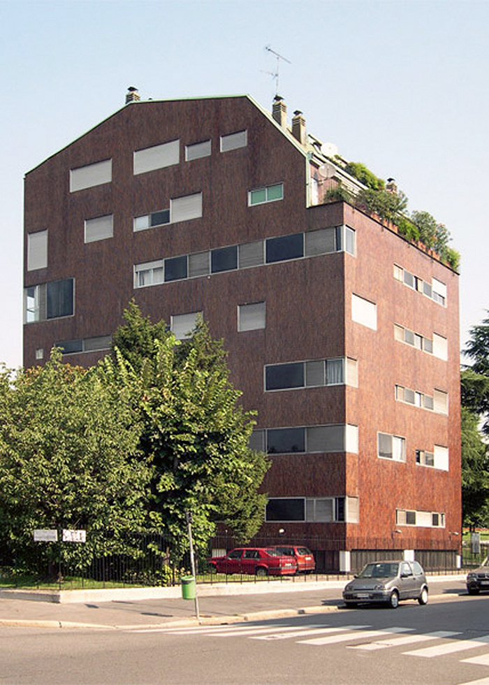 Condominio-in-piazza-Carbonari