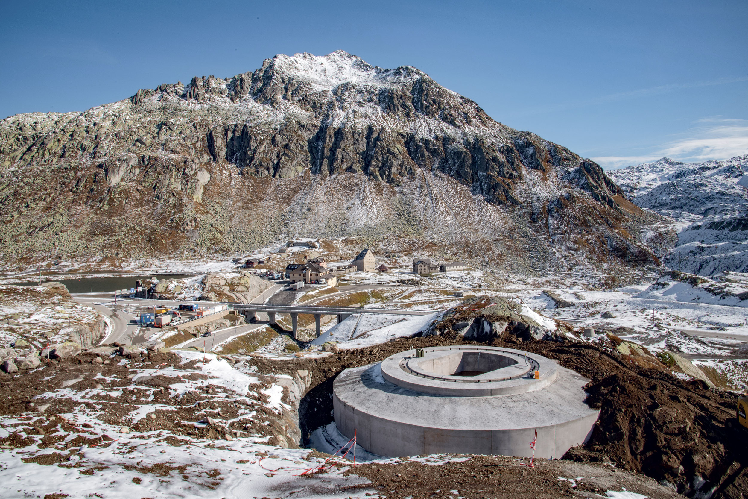 Séquence de construction des fondations et du montage de la tour éolienne