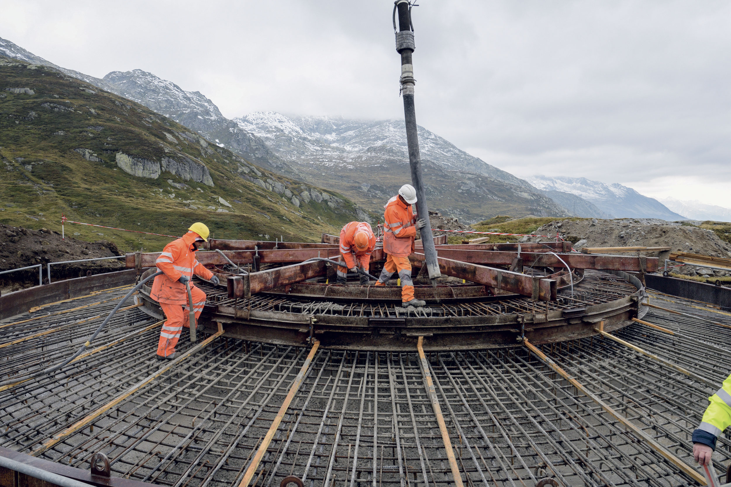 Séquence de construction des fondations et du montage de la tour éolienne