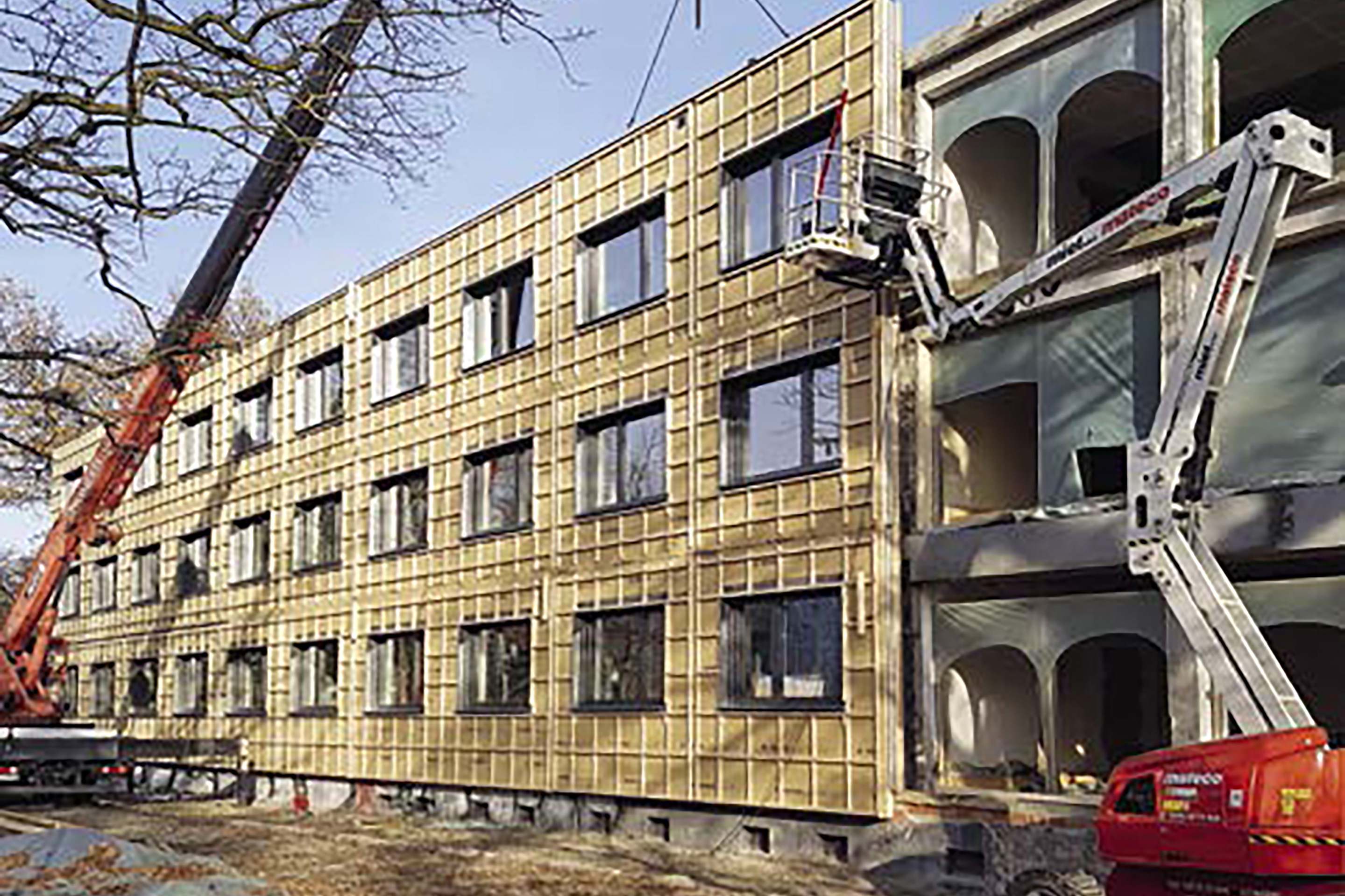 Kreislaufwirtschaft-Verwaltungsgebaeude-Tierpark-Berlin-Holztafelelemente