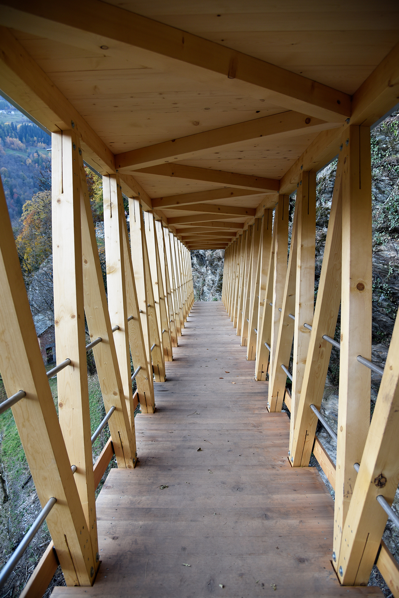 Passerella Sotsassa-2_hs