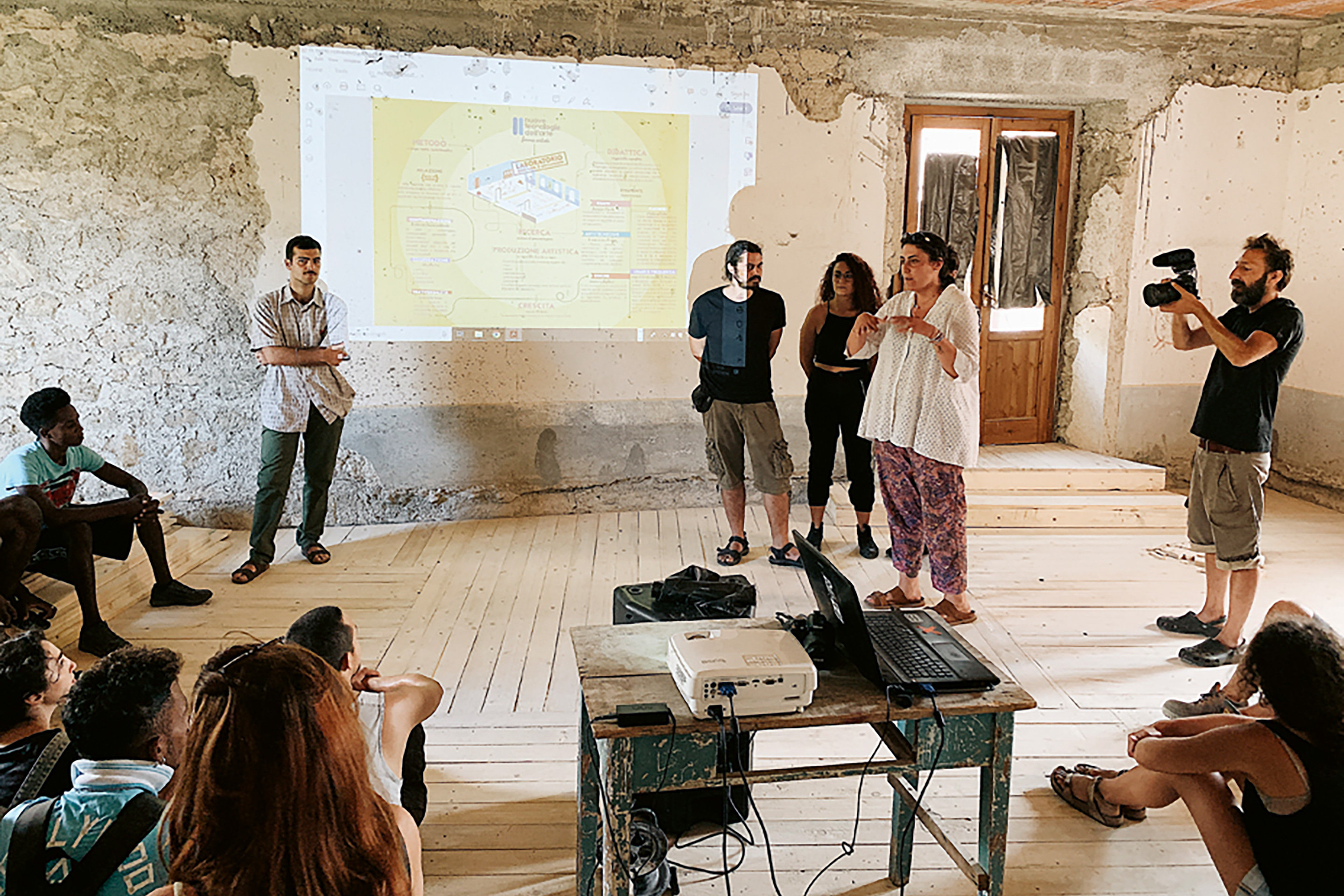 2-Rivoluzione-delle-Seppie-Orizzontale-Crossings-Belmonte