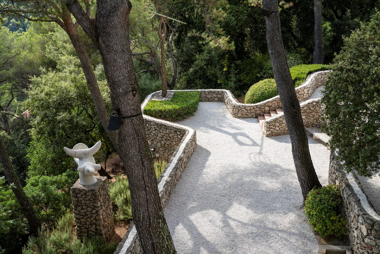 Josep Lluís Sert, Fondation Marguerite et Aimé Maeght, Saint-Paul de Vence, 1964. Le Labyrinthe Miró, 1964-1973