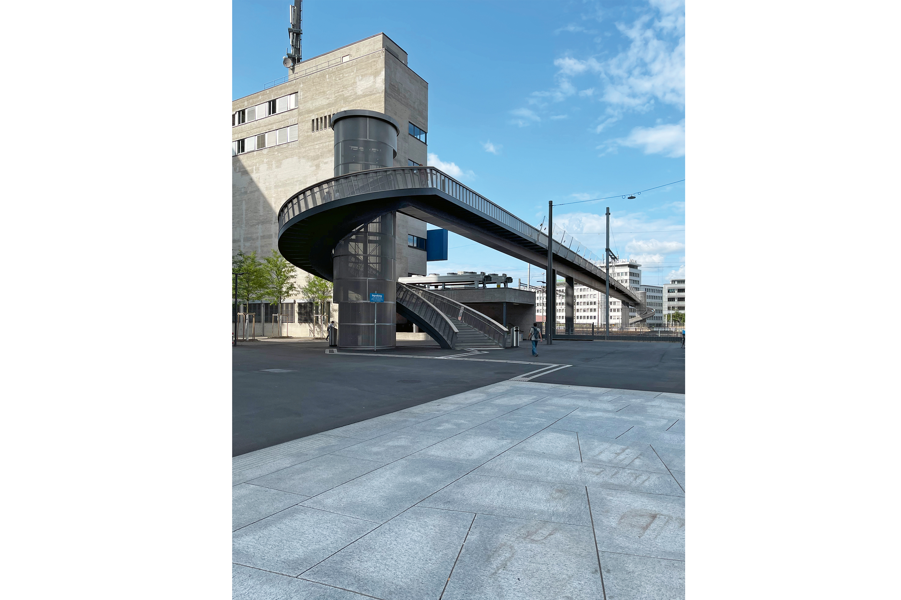 FIDUS、「Auf der Brucke in Zurich」 Franca-Magnani-Brücke | Stadt