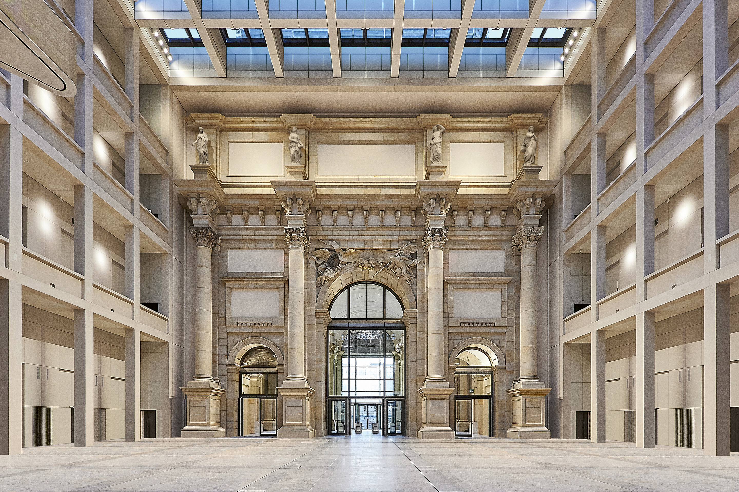 Schloss-Berlin-Eosanderhof