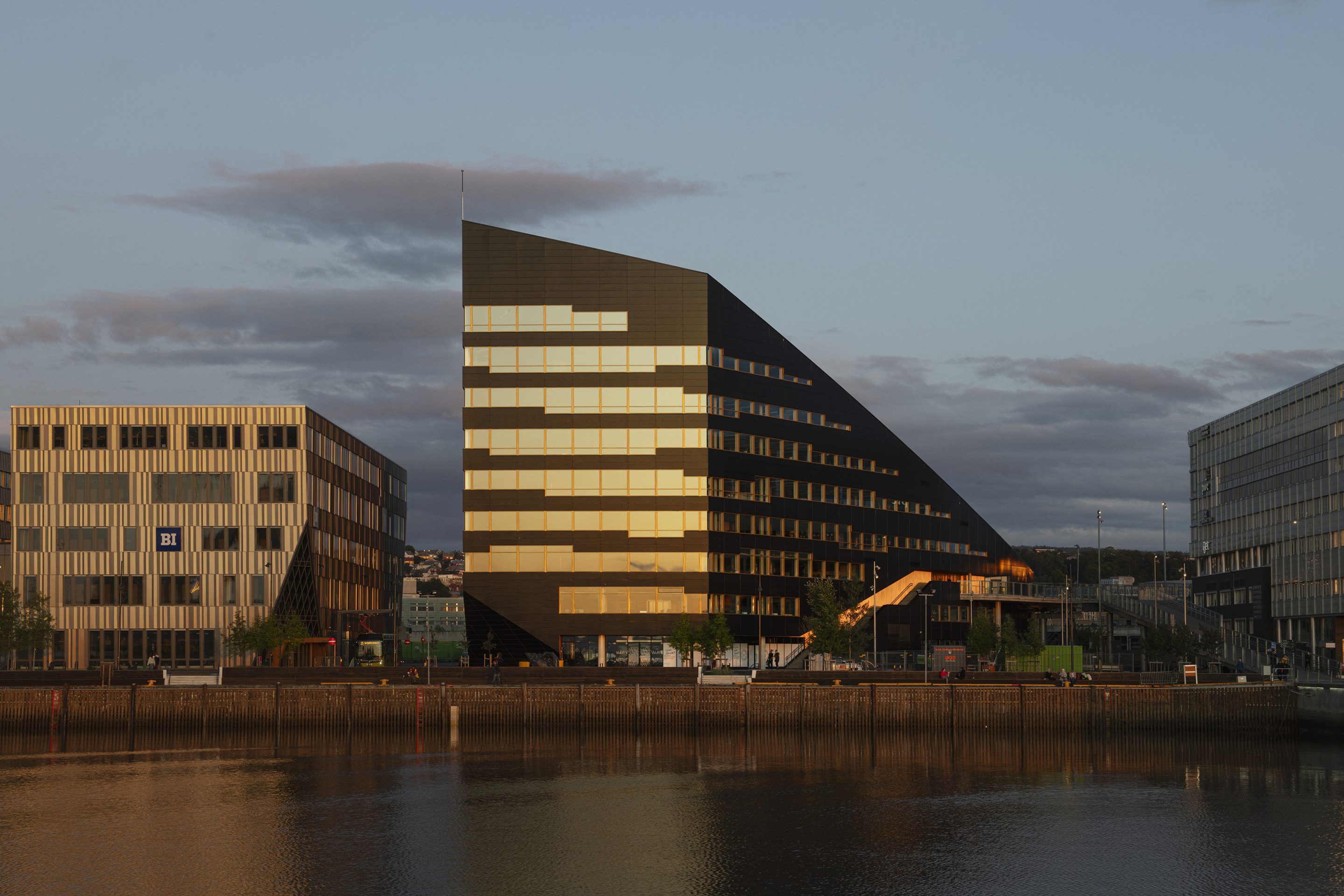 Solares-Bauen-powerhouse-trondheim