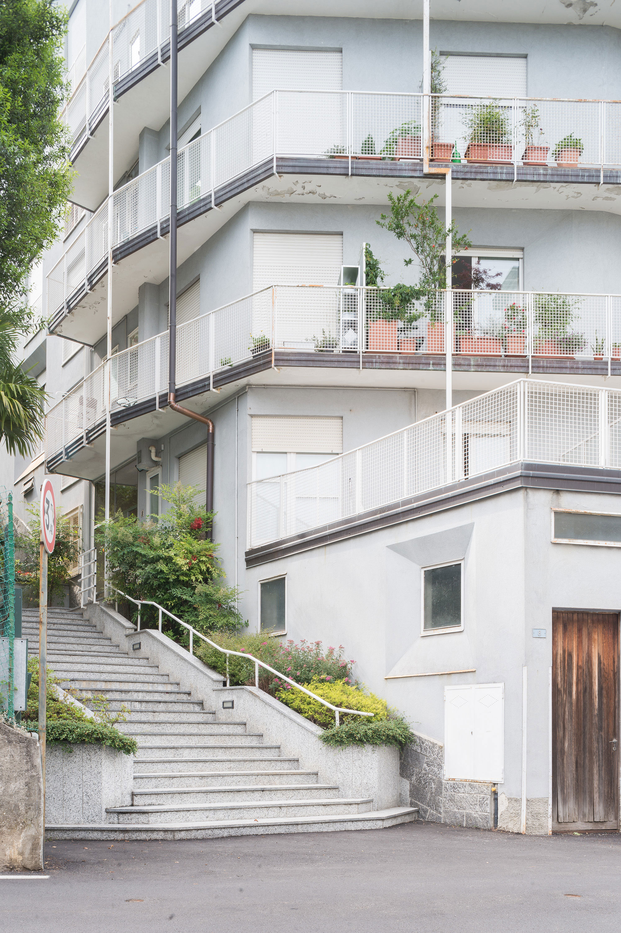 Edificio per abitazioni Smeraldo a Cantù.