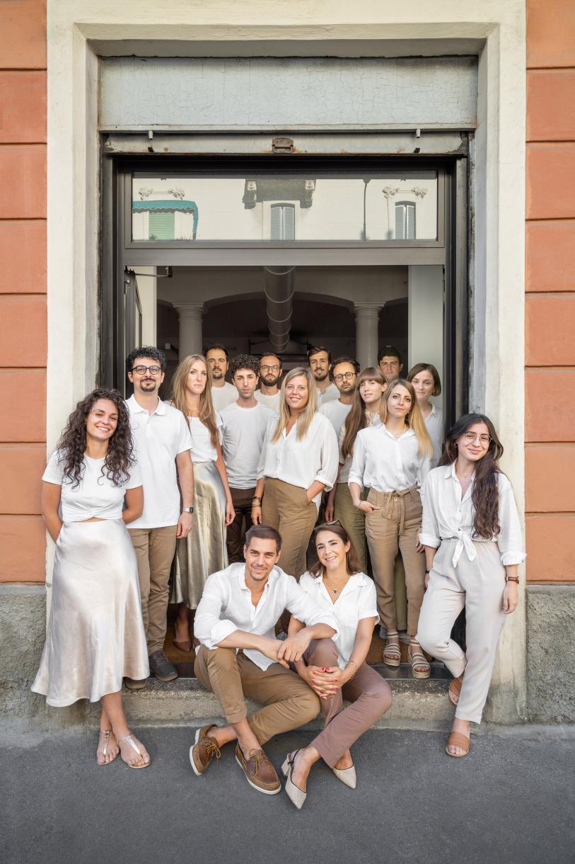 Das Team von Filippo Bolognese Images unter der Leitung von Filippo Bolognese und Clara Lopez (vorne sitzend).