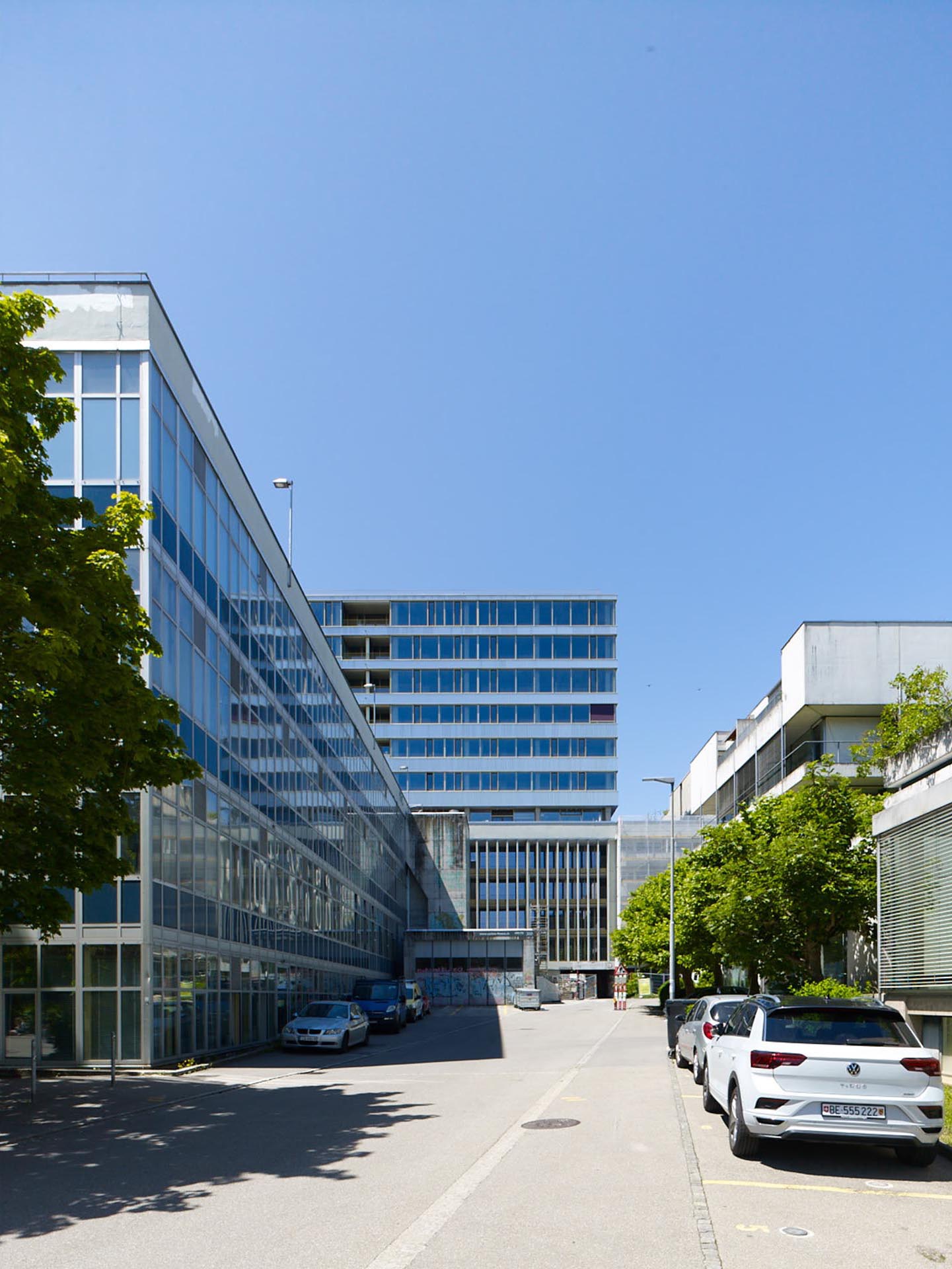 Umnutzung-Buerohaus-Bern-Umbau-Wohnungsbau-Zusatz-3