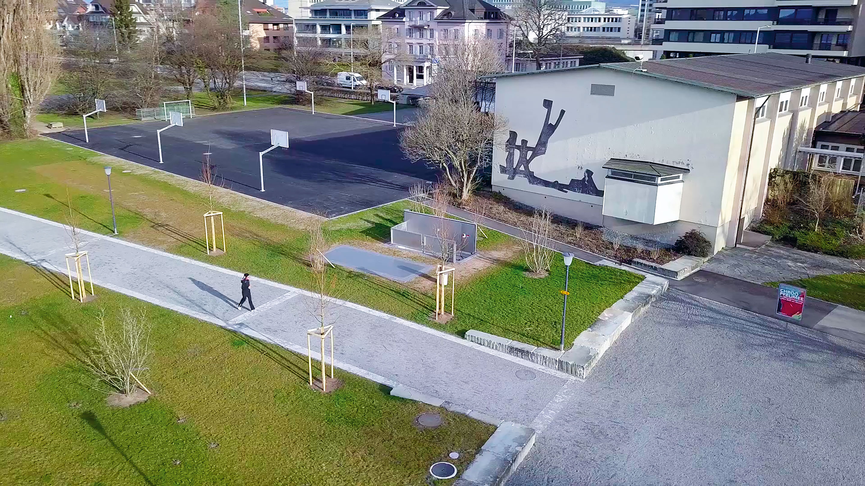 Vista dell'accesso e dell'apertura d'inserzione della centrale sotterranea a lago della rete Circulago.