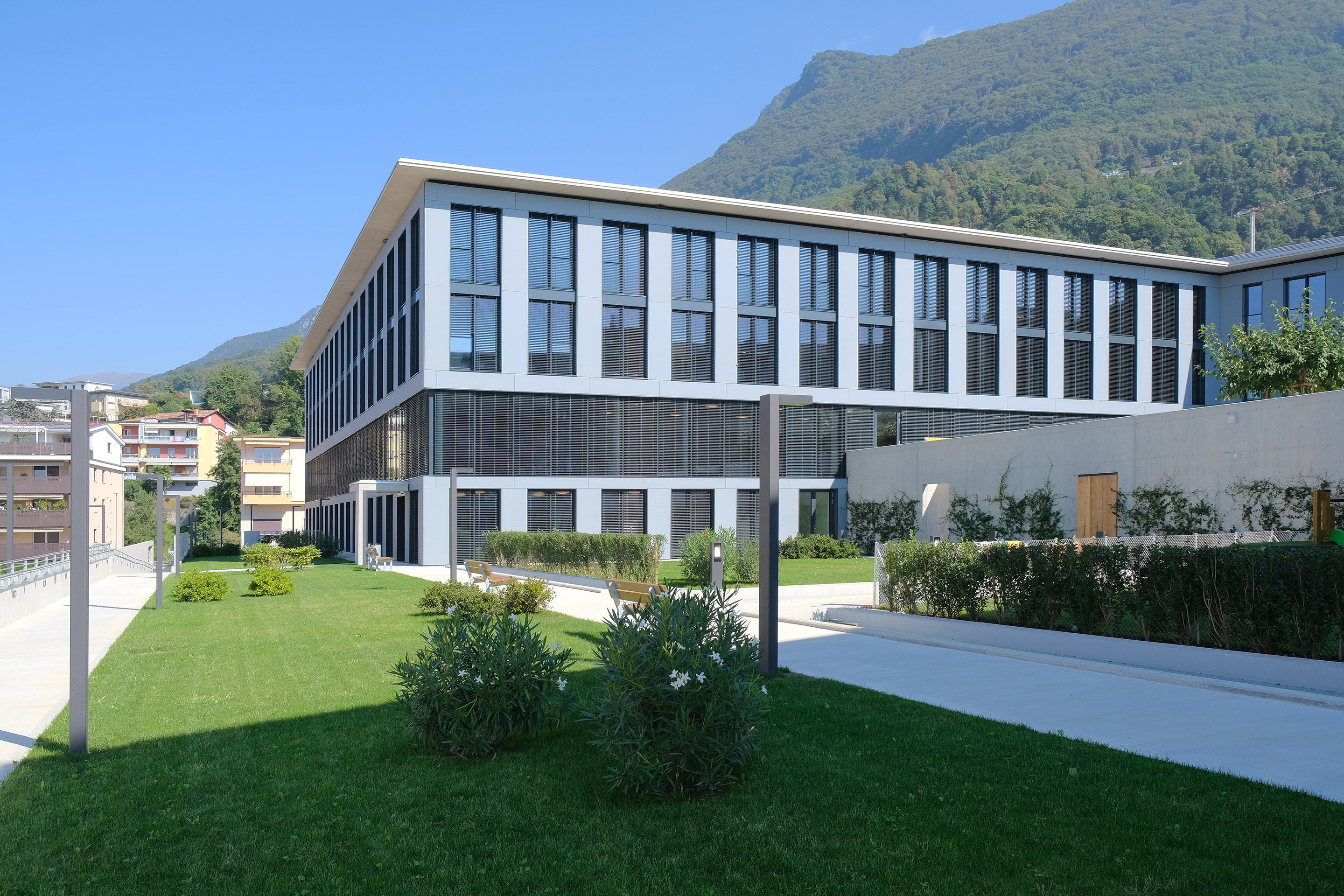 Swiss-solarchitecTOUR