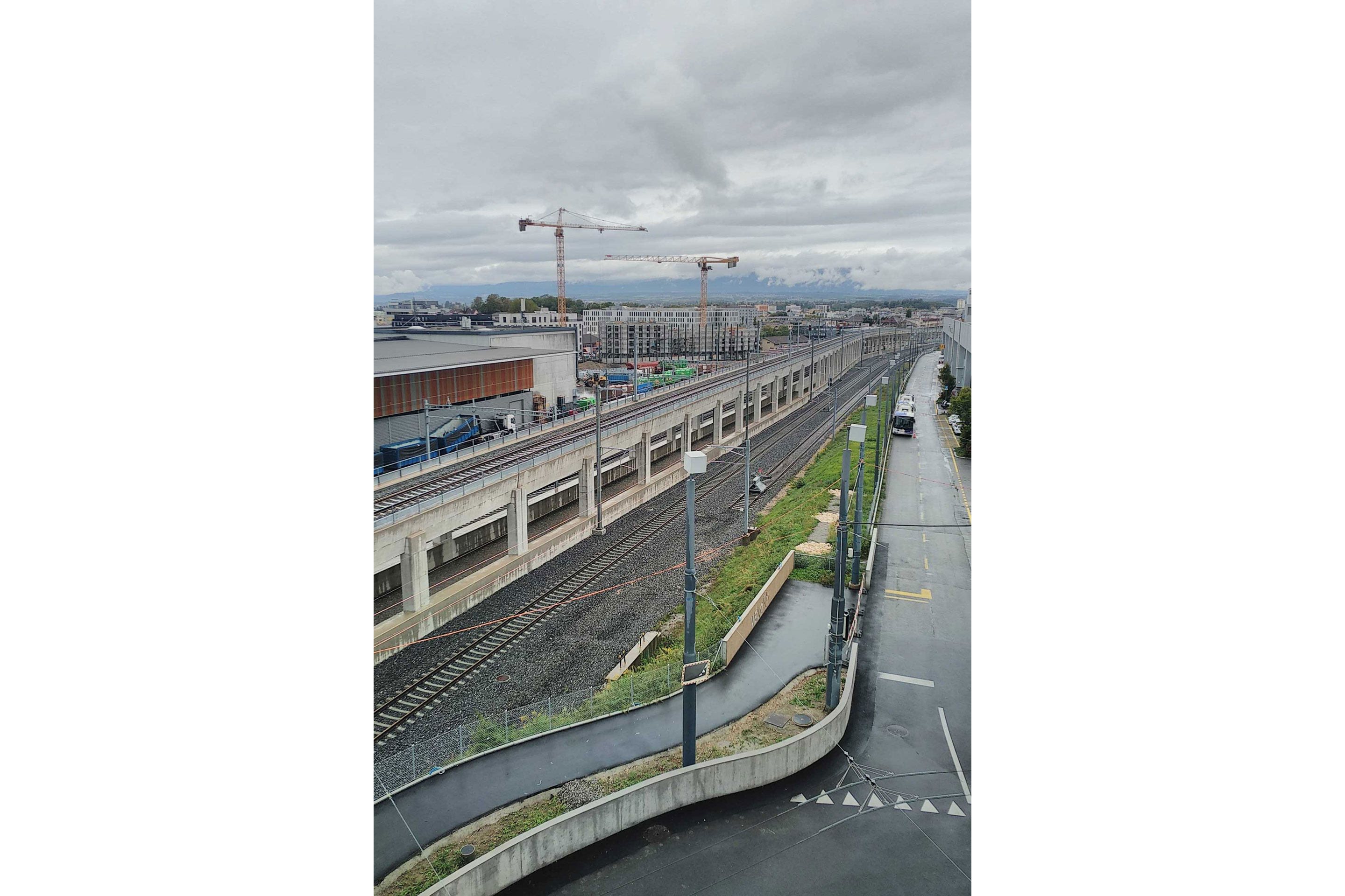 Die Überwerfung von der Terrasse der Vaudoise-Arena aus gesehen.