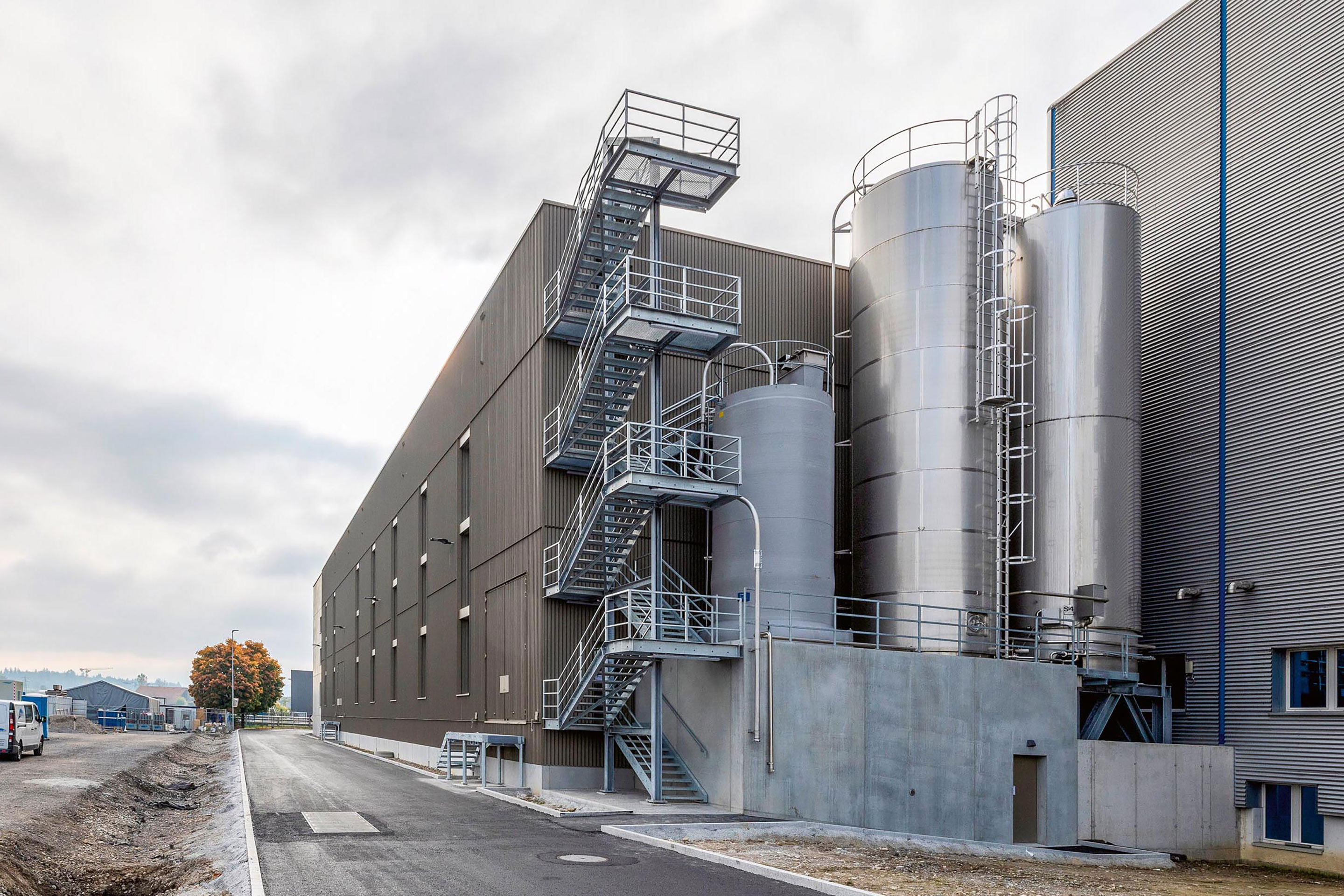 Der Produktionsbetrieb  soll Ende 2022 aufgenommen werden.