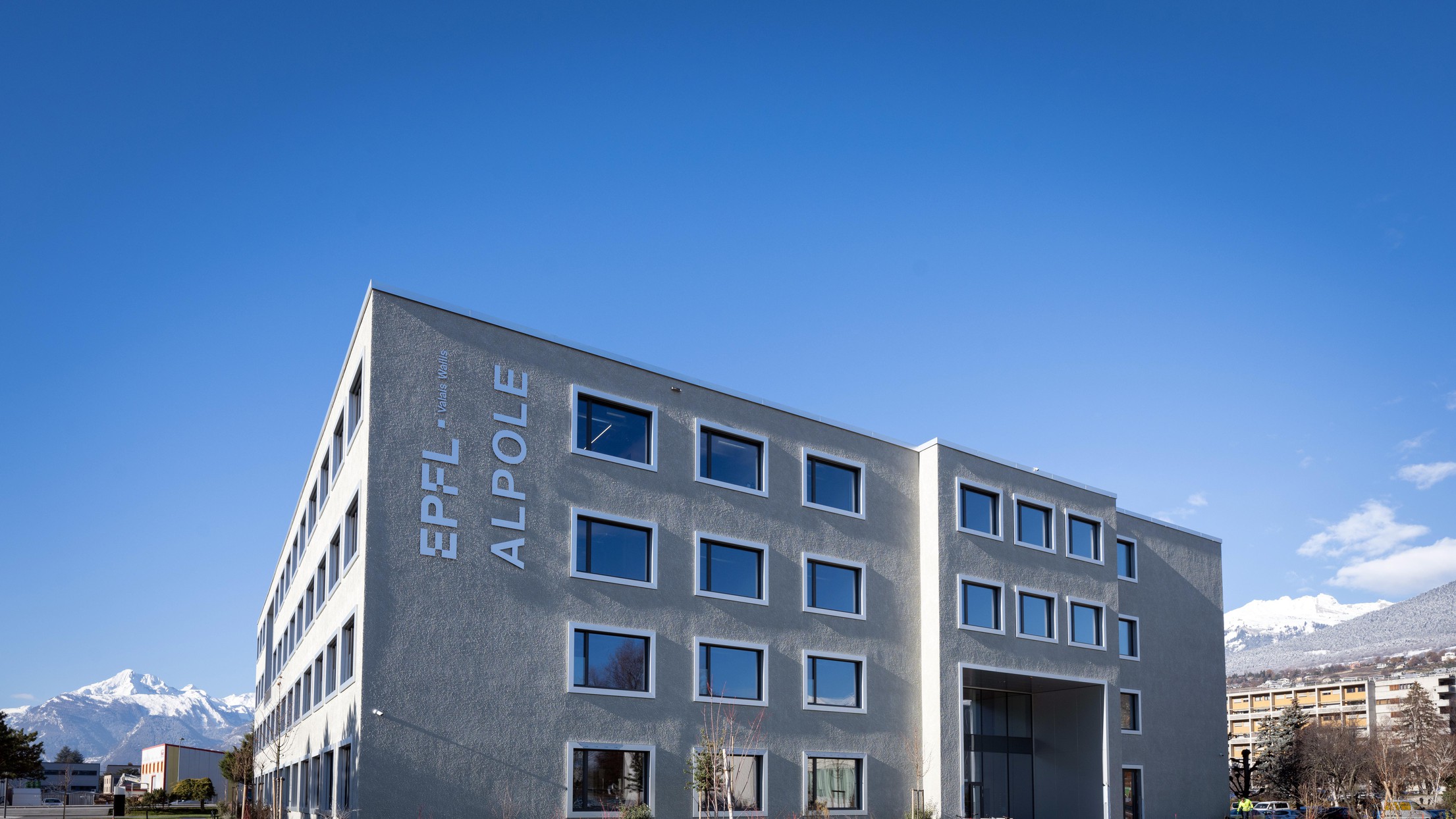 Le nouveau bâtiment abrite le Pôle de recherche sur l’environnement alpin et polaire