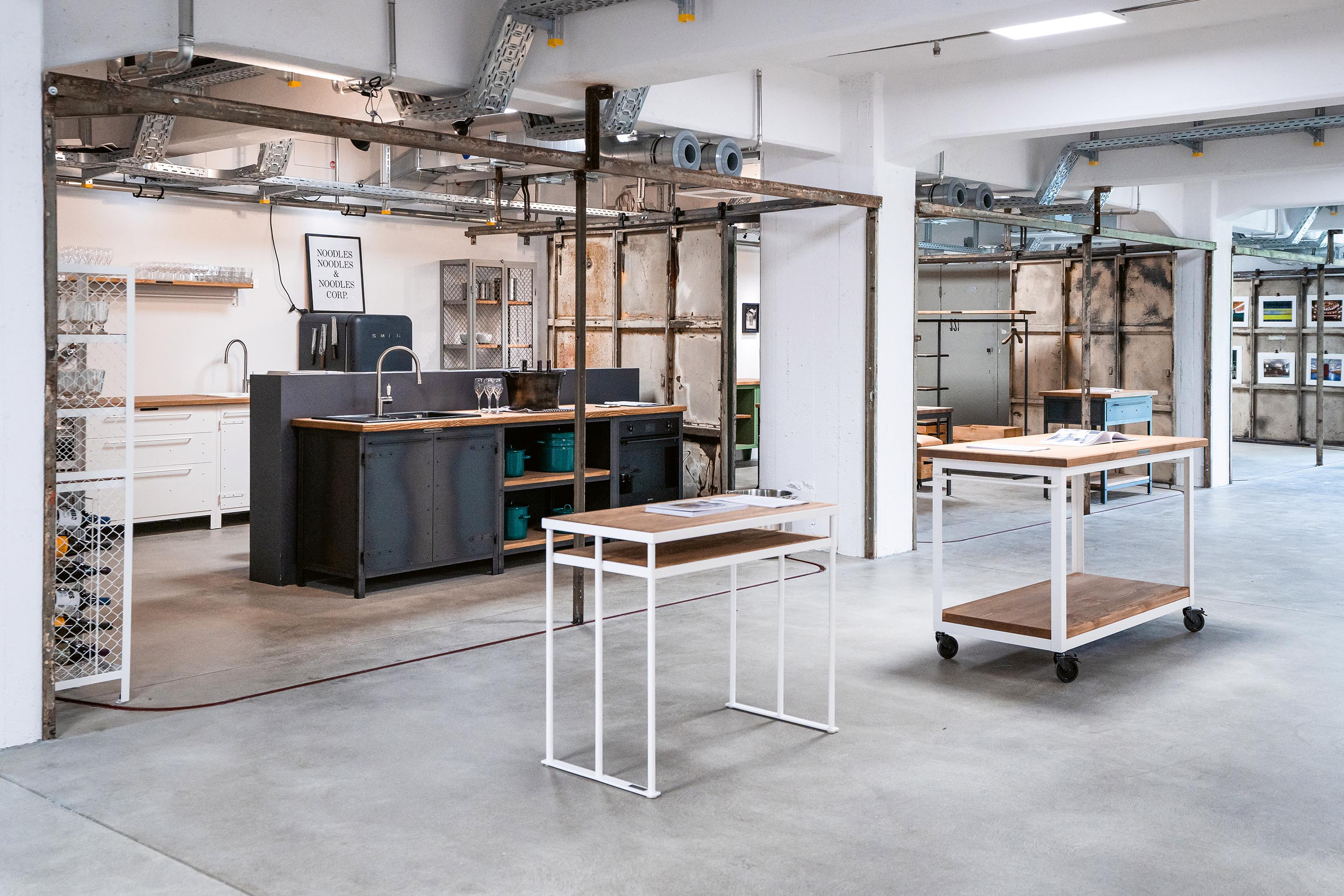 Garages Kant, Berlin: le parking silo a ici été reconverti en magasin d’ameublement.