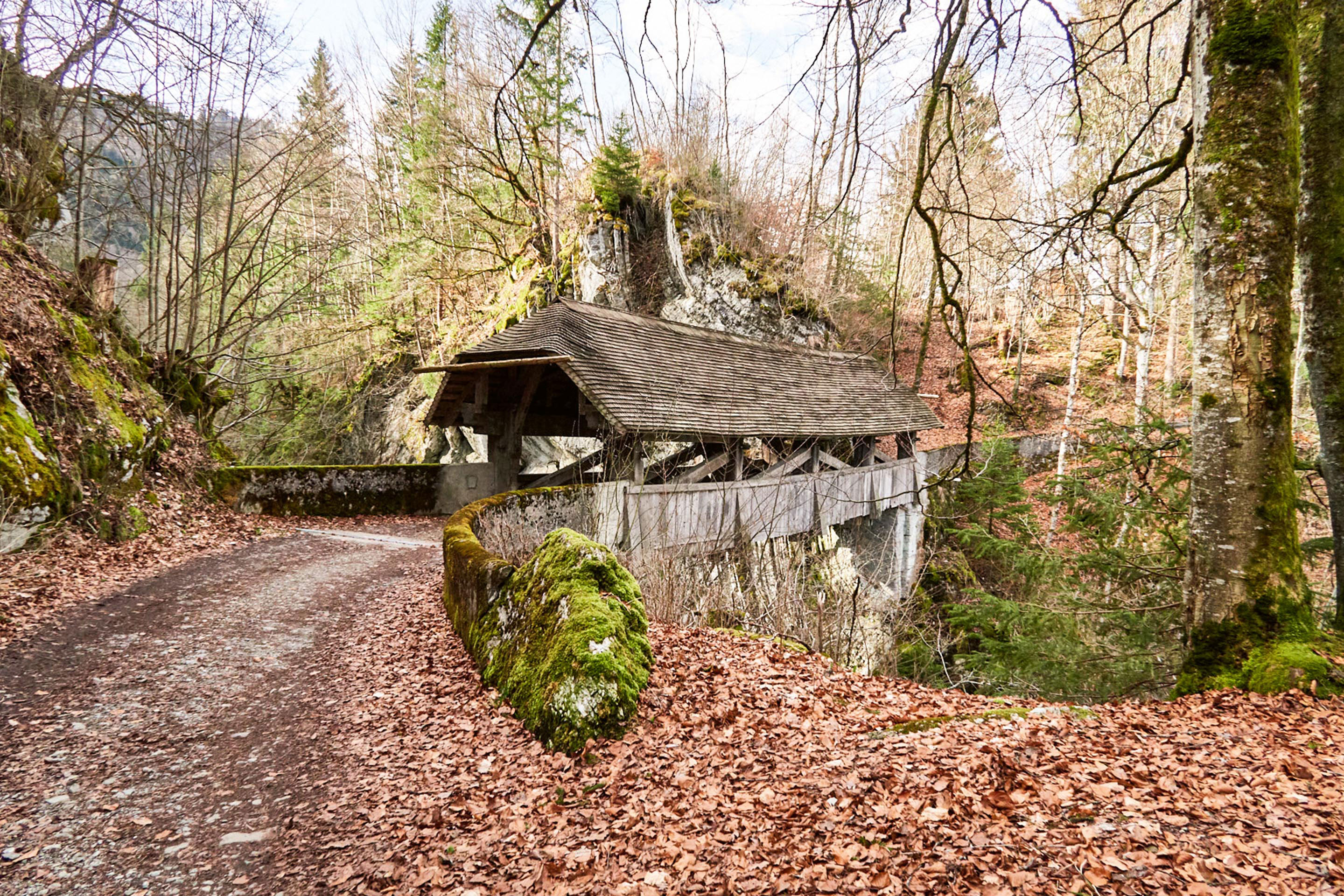Le pont couvert de Lessoc, construit en 1667.