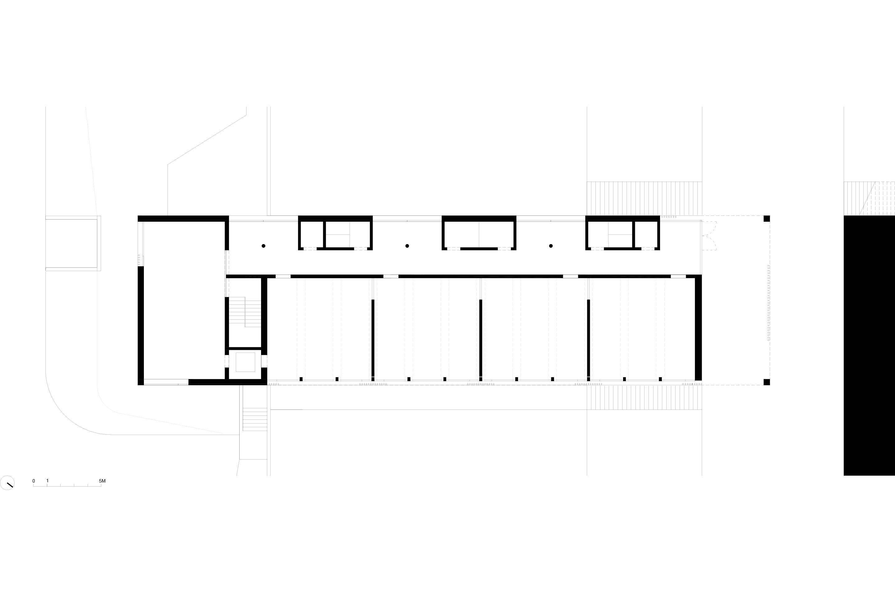 Pianta piano primo, ingresso e scuola elementare.