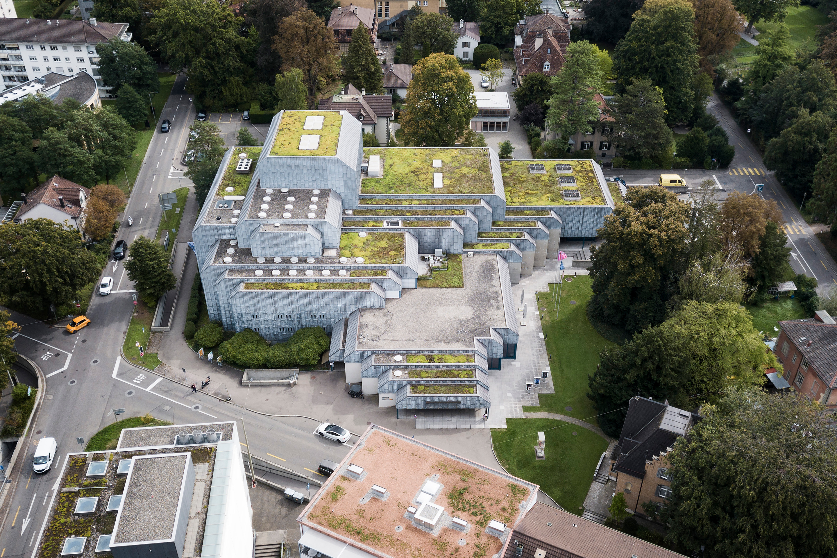 Teatro Winterthur. Architettura: Frank Krayenbühl (1976–1979)