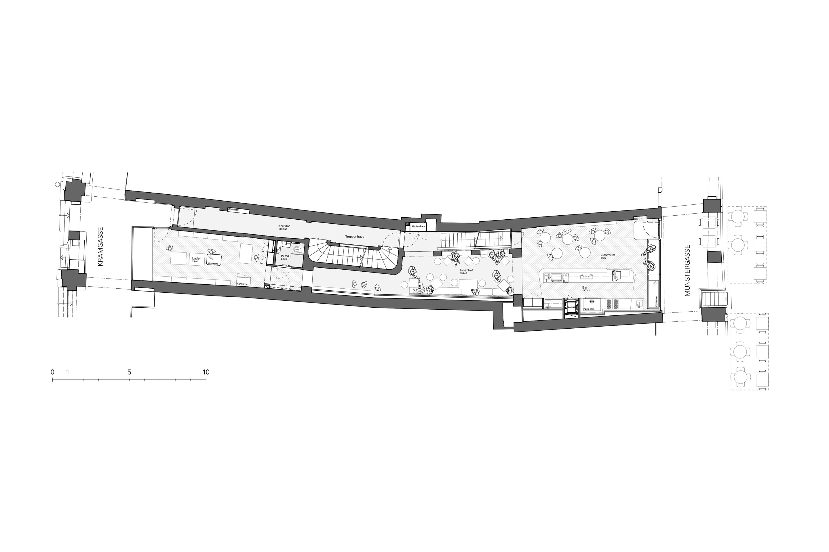 Erdgeschoss mit Laden an der Kramgassse und Restaurant im Innenhof und an der Münstergasse.
