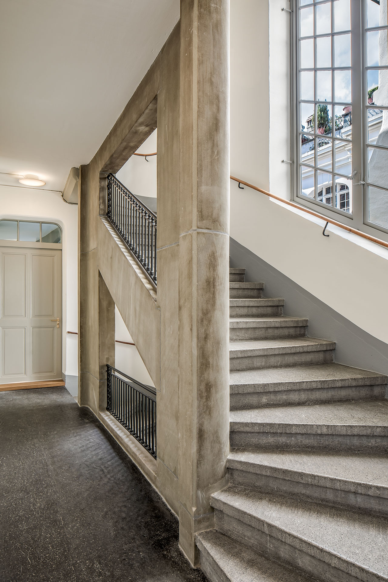 Treppenhaus zu Erschliessung der Wohnungen