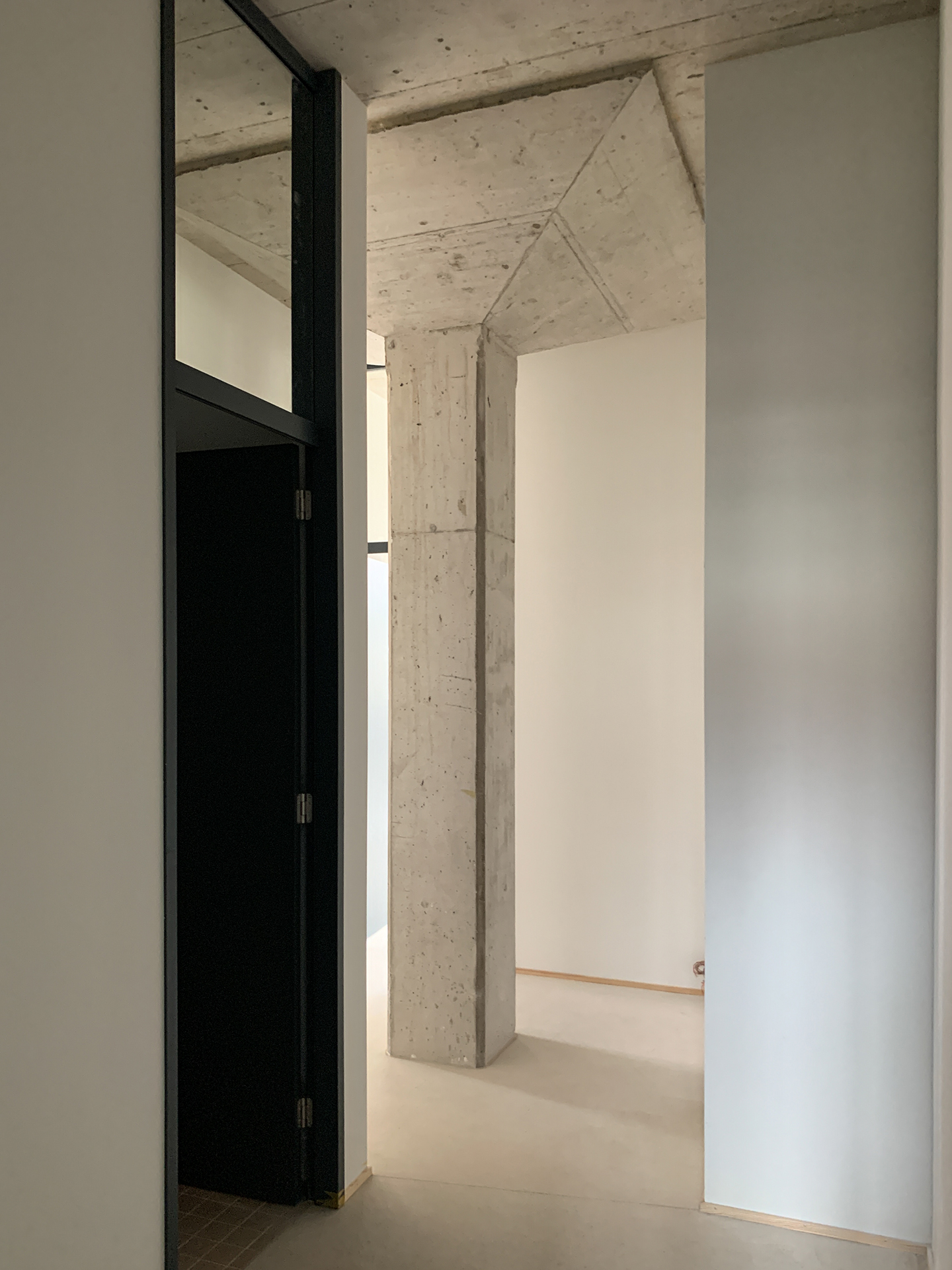 Weinlagerstrasse Basilea.