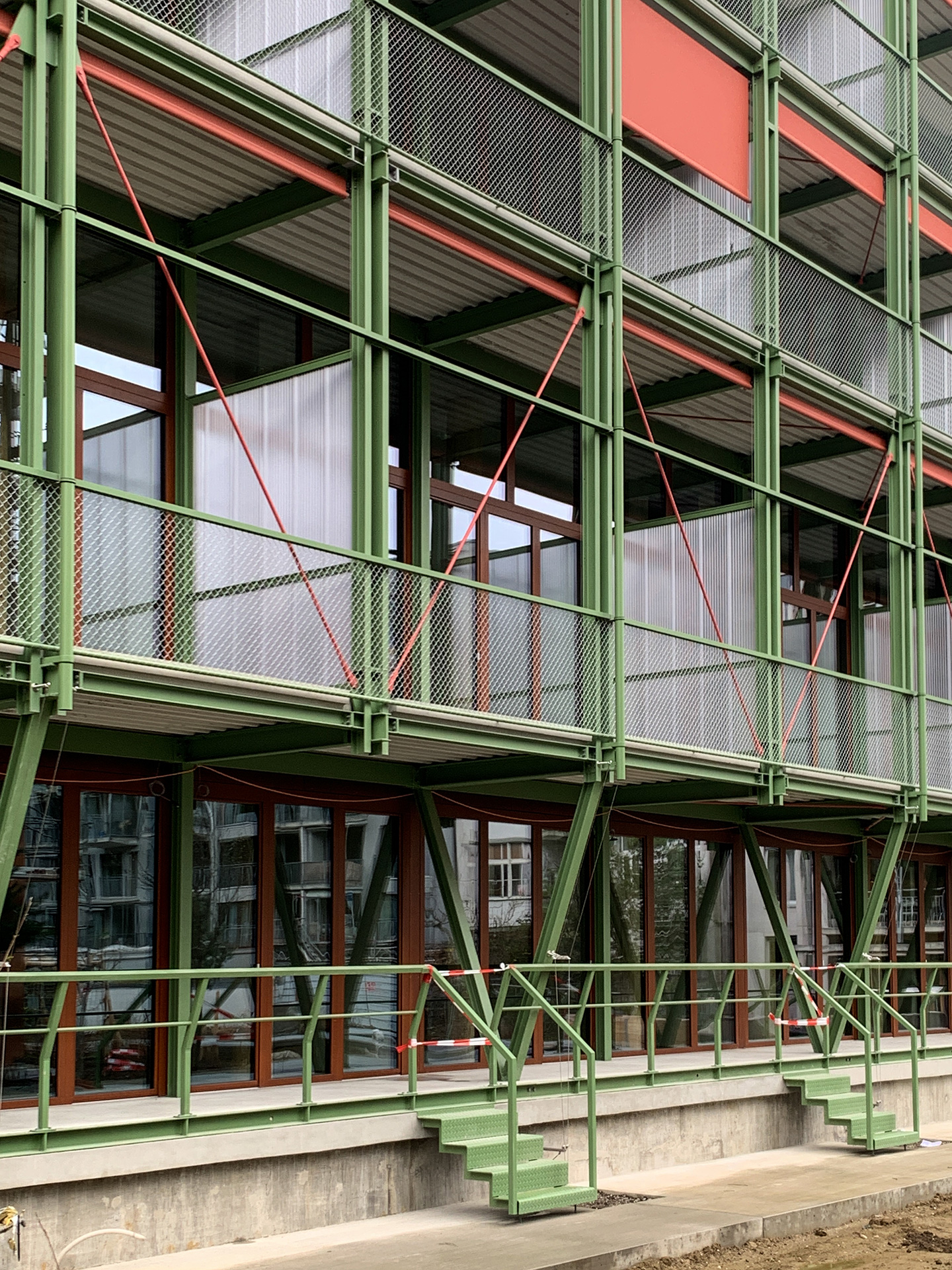 Weinlagerstrasse Basilea.