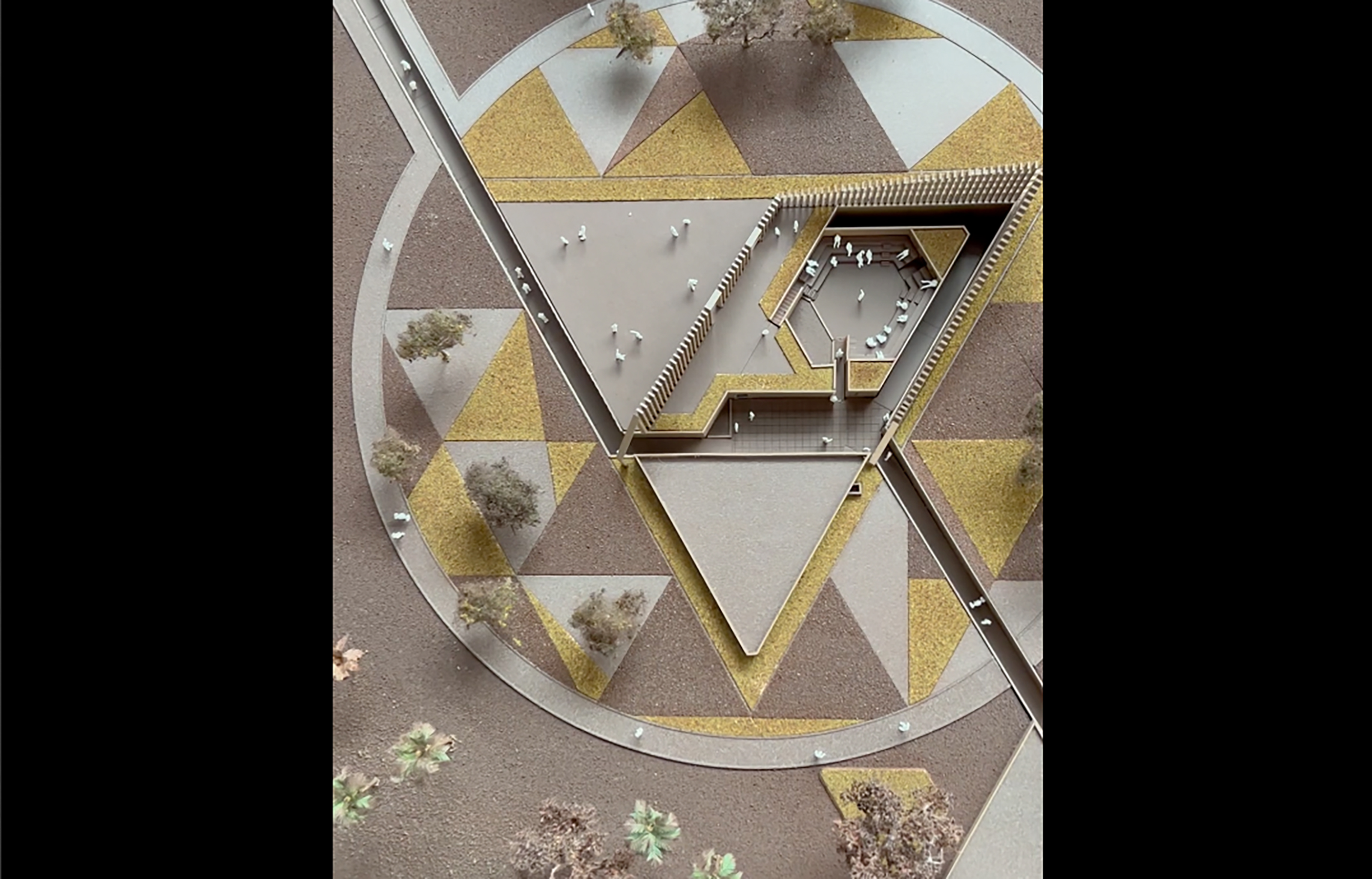 Atelier Masōmī, vidéos, dessins et maquettes (Section Force Majeure, Pavillon Centrale).